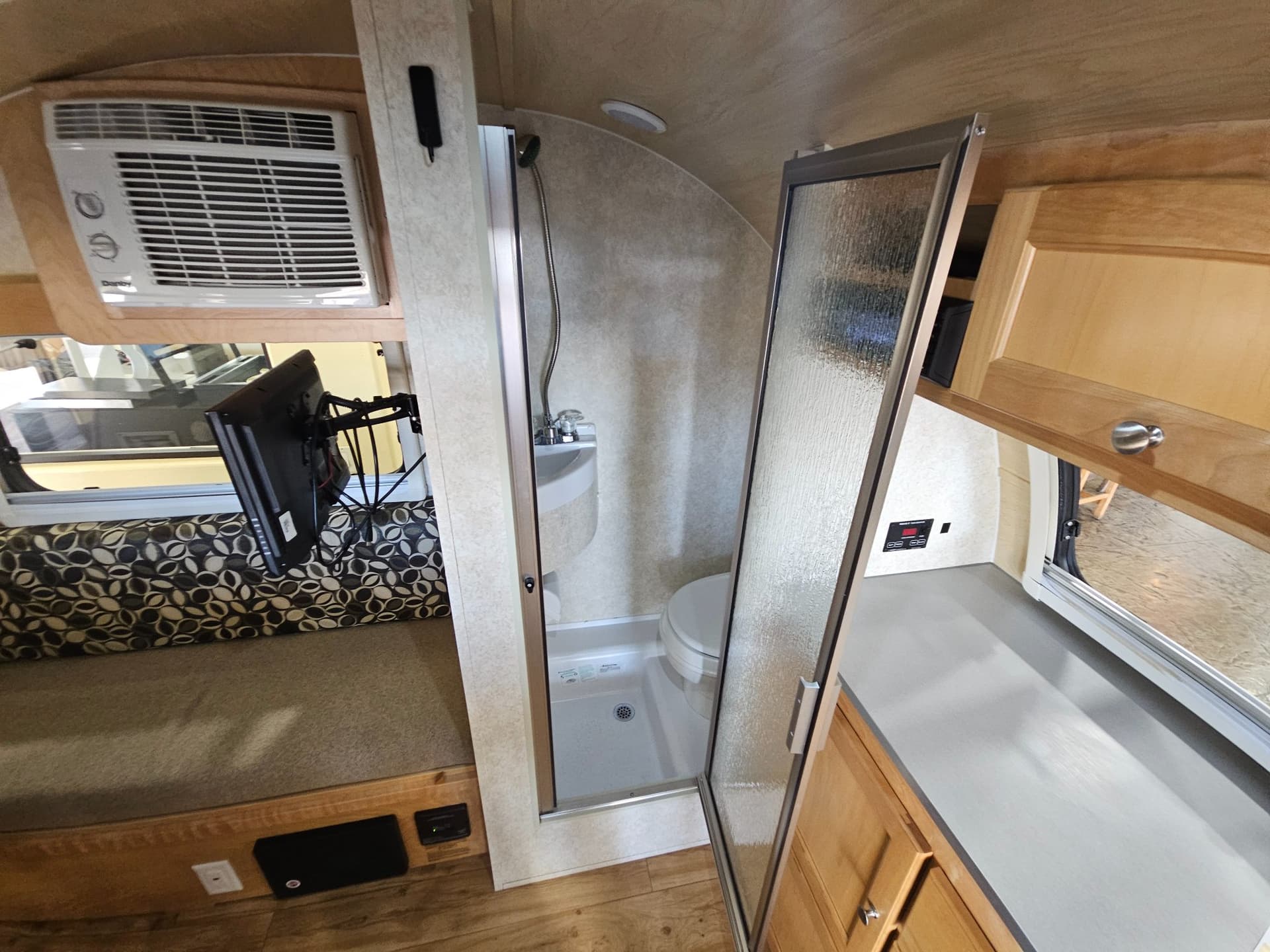 2018 nuCamp 2018 nuCamp TAB - thumbnail 12