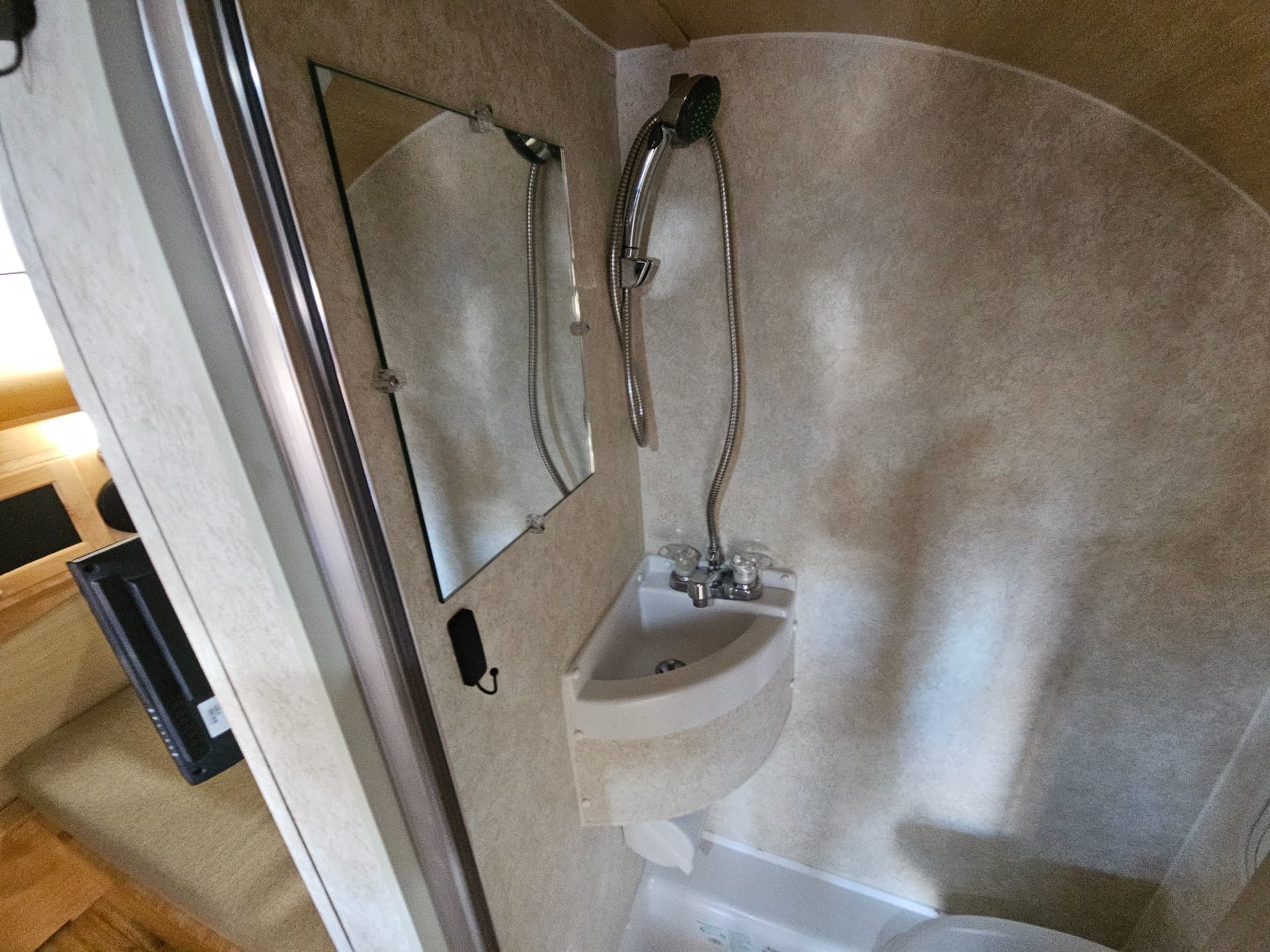 2018 nuCamp 2018 nuCamp TAB - thumbnail 15