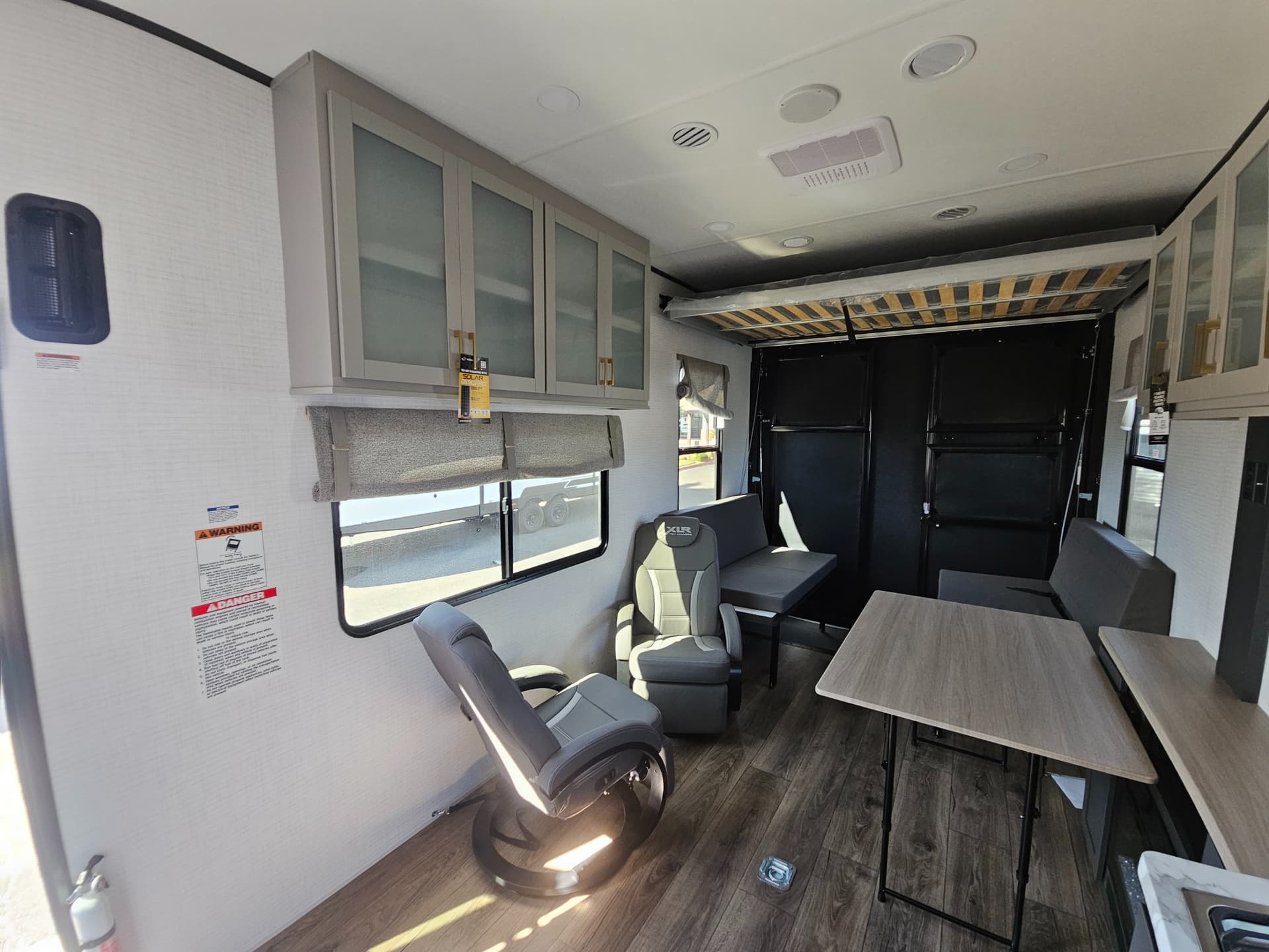 2026 Forest River 2026 Forest River XLR Boost - thumbnail 6