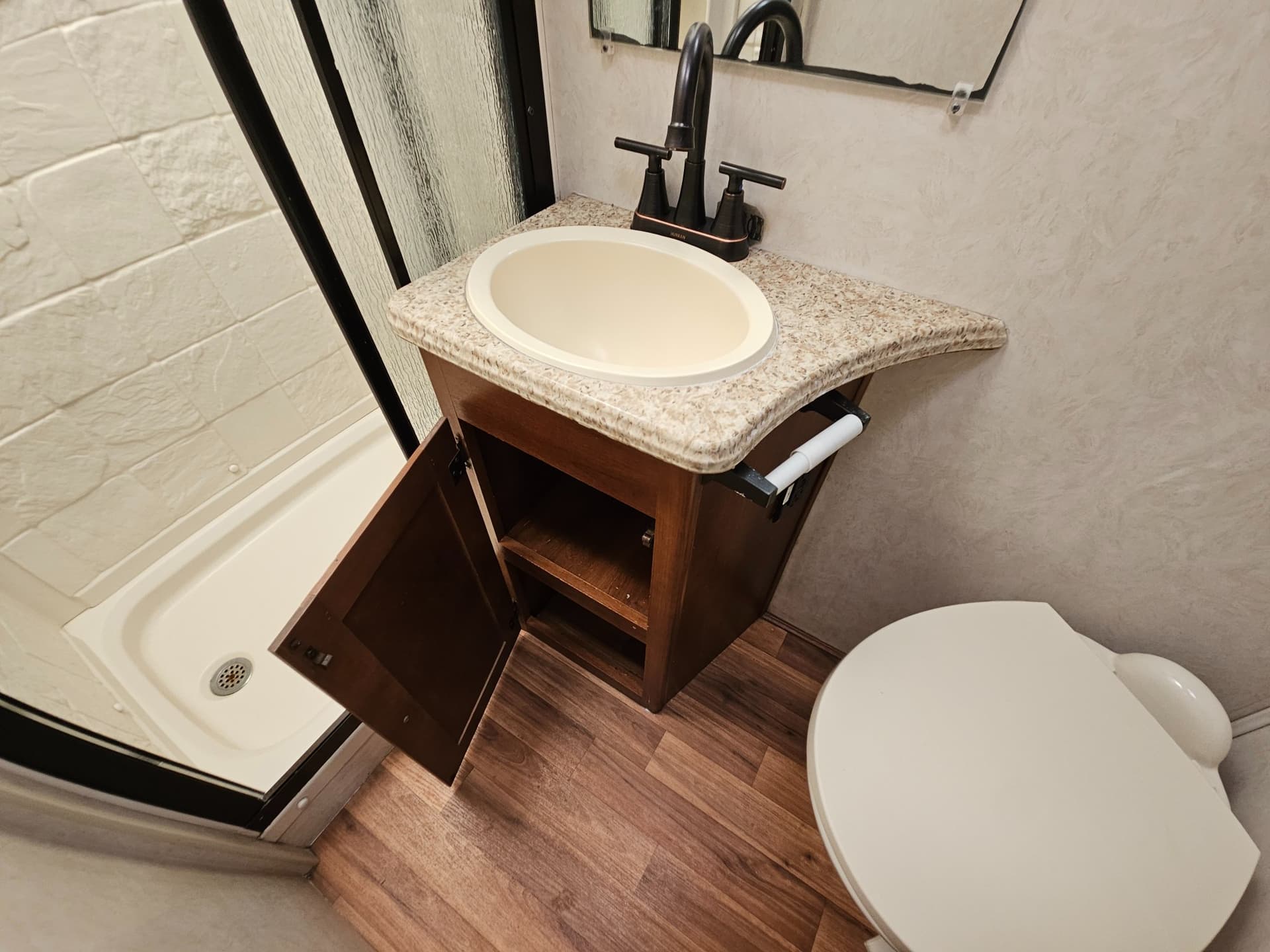 2013 Coachmen 2013 Coachmen Leprechaun - thumbnail 23