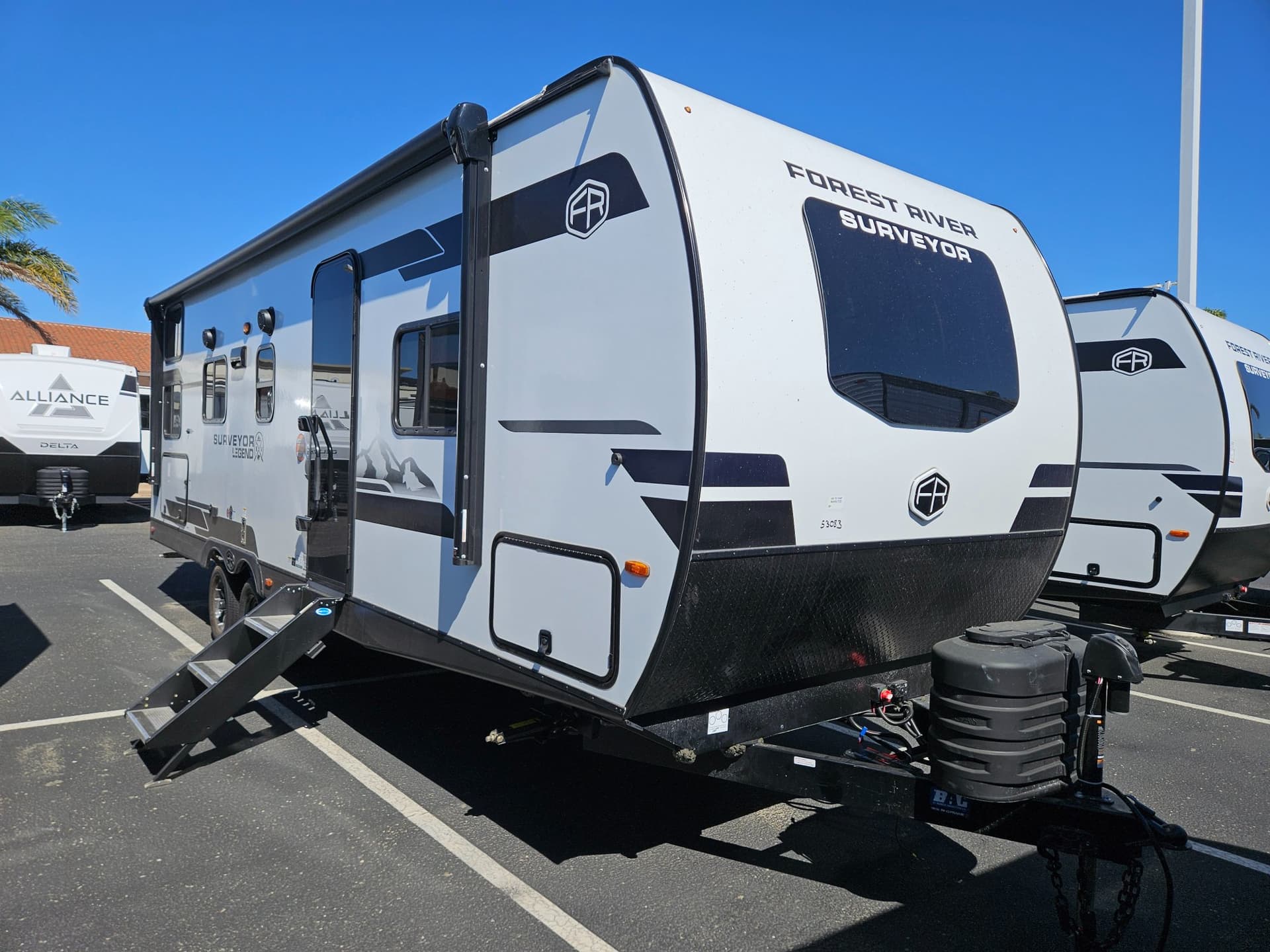 2026 FOREST RIVER SURVEYOR 260BHLE