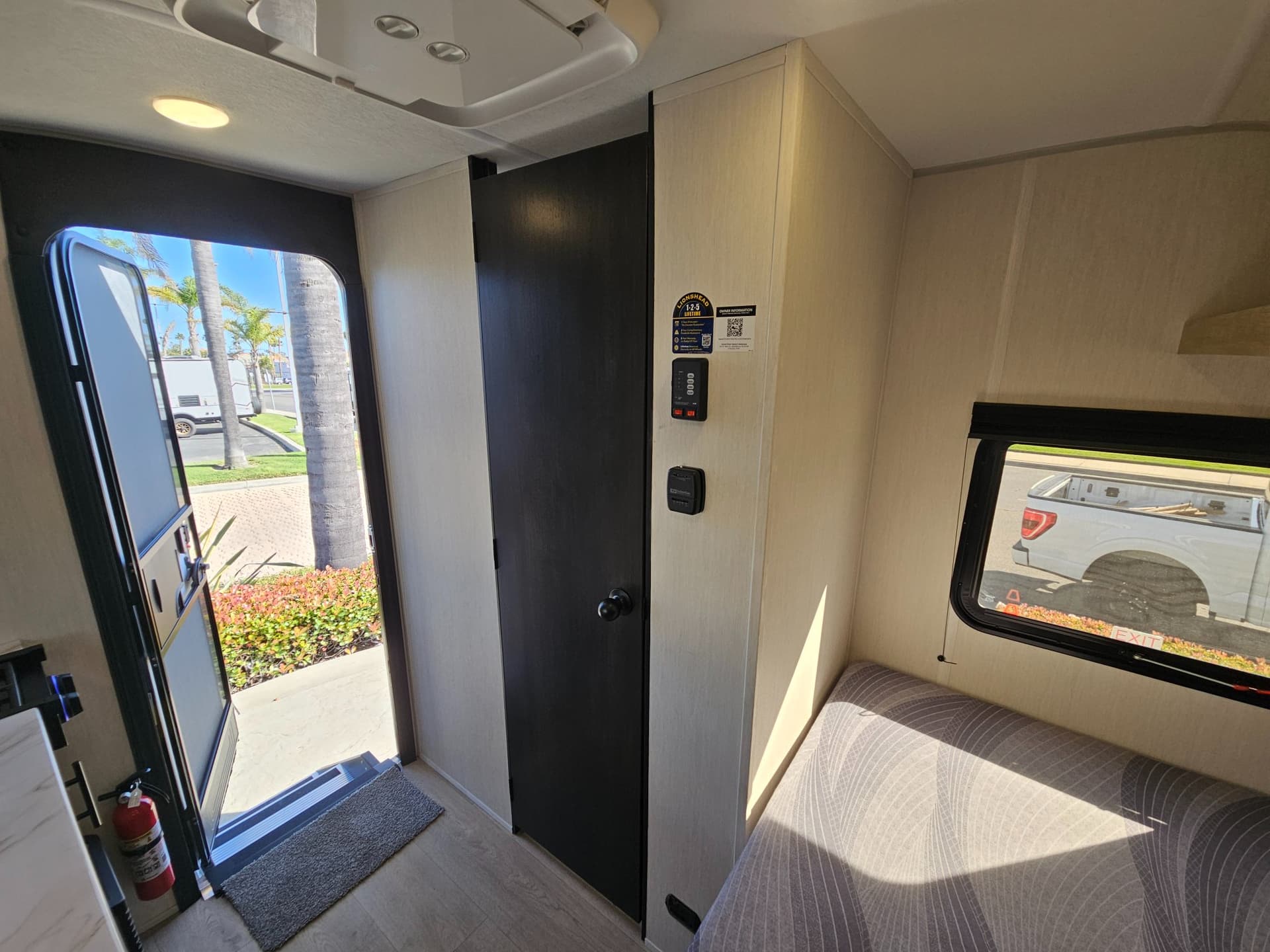 2026 FOREST RIVER RV 2026 FOREST RIVER RV Cherokee Wolf Pup - thumbnail 17