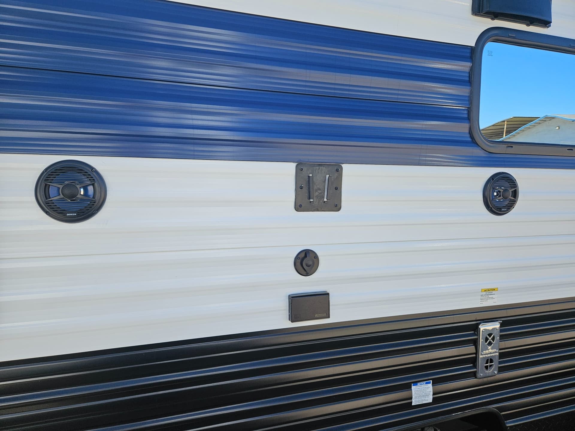 2026 Forest River RV 2026 Forest River RV Cherokee Wolf Pup - thumbnail 35