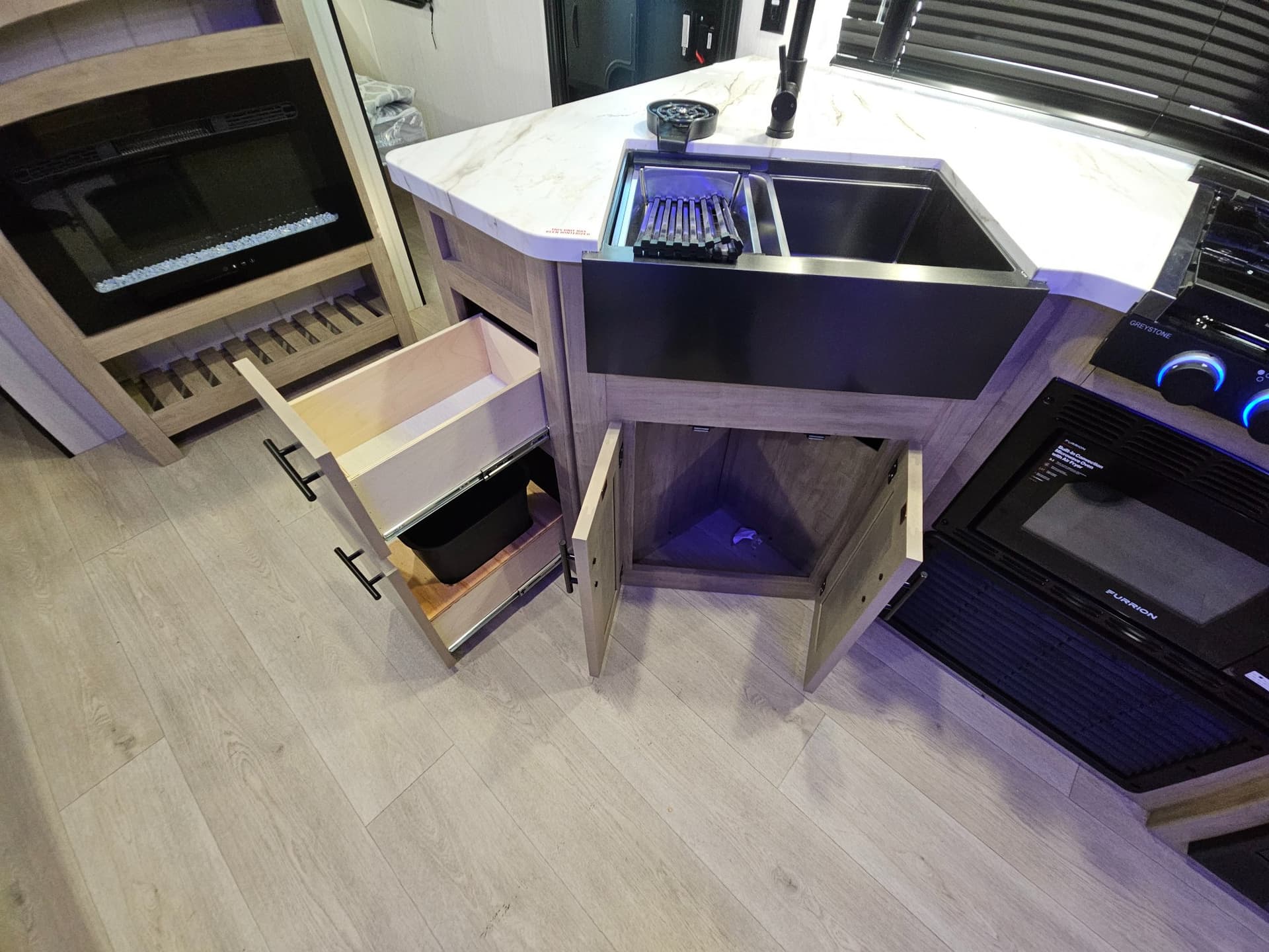 2026 Cherokee 2026 Cherokee Grey Wolf - thumbnail 17