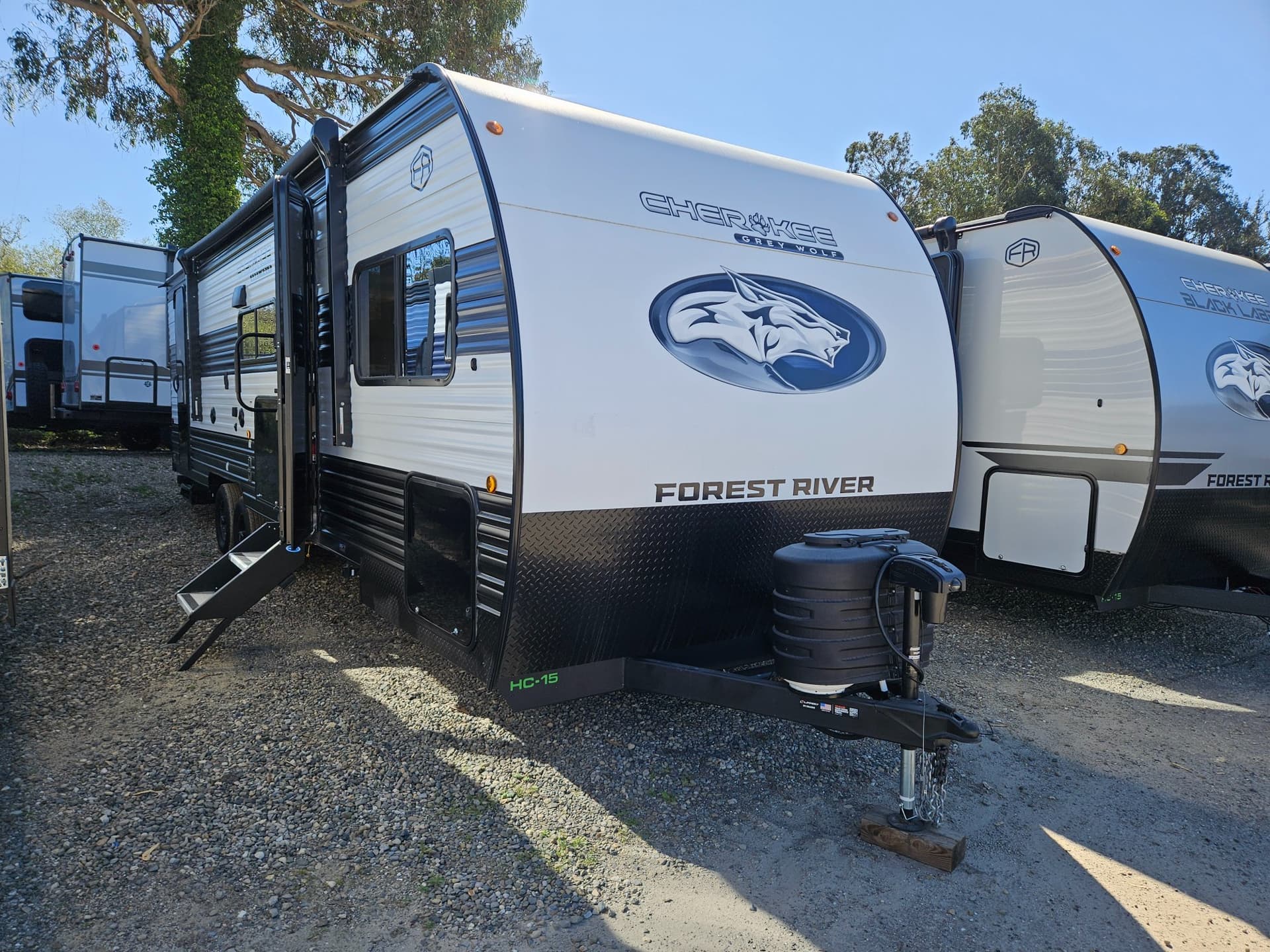 2026 Cherokee Grey Wolf 26DBH