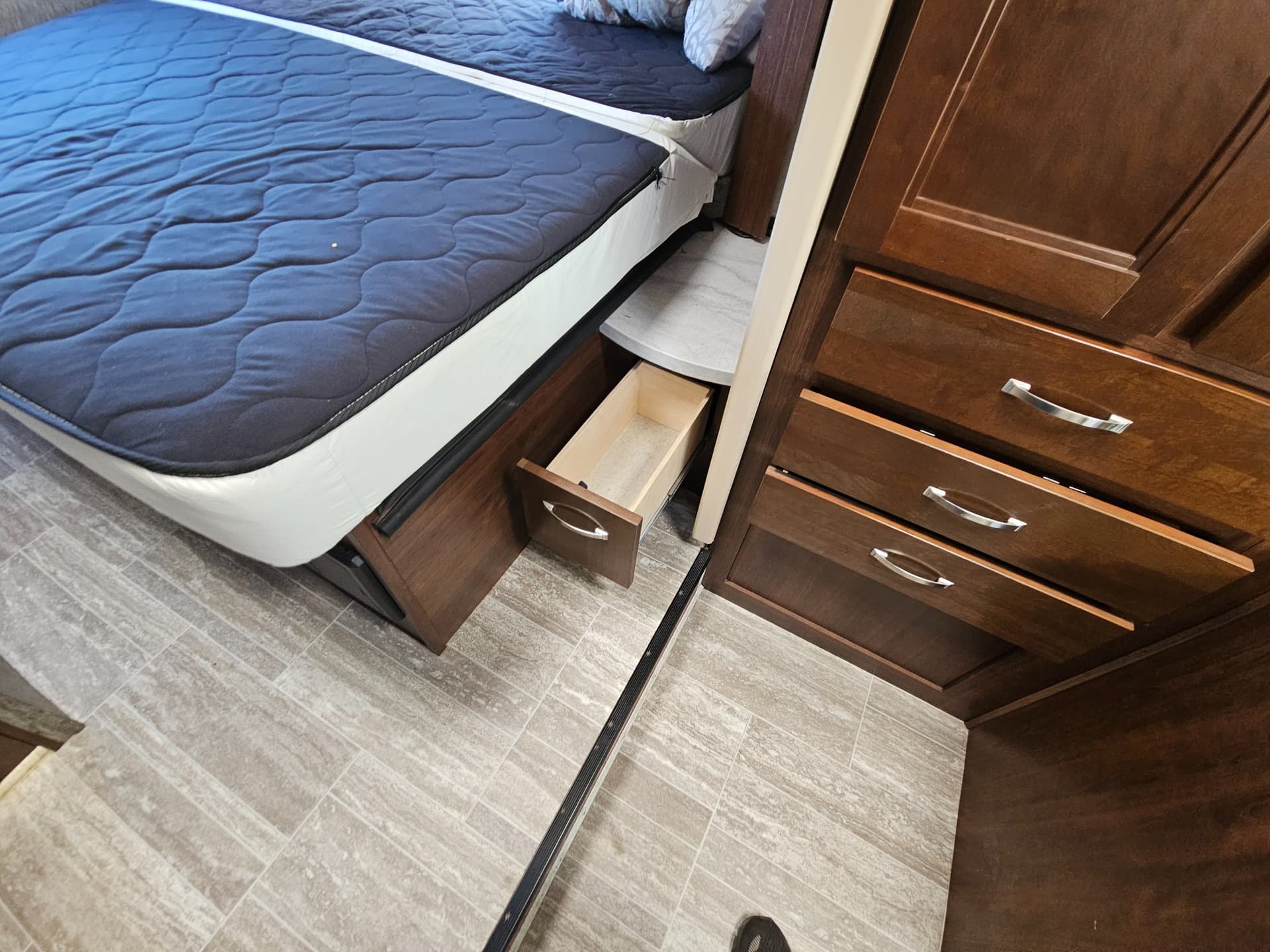 2018 Forest River RV 2018 Forest River RV Sunseeker LE - thumbnail 11