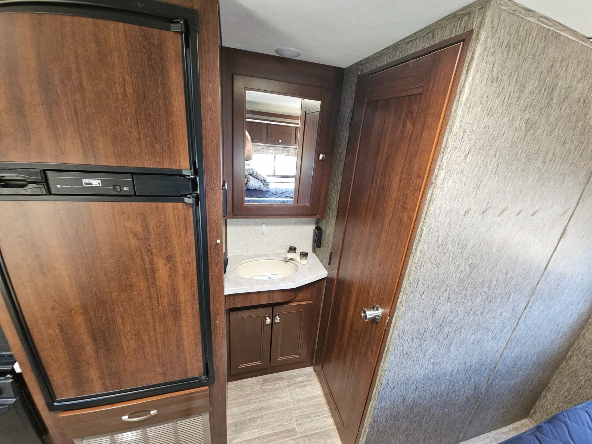 2018 Forest River RV 2018 Forest River RV Sunseeker LE - thumbnail 13