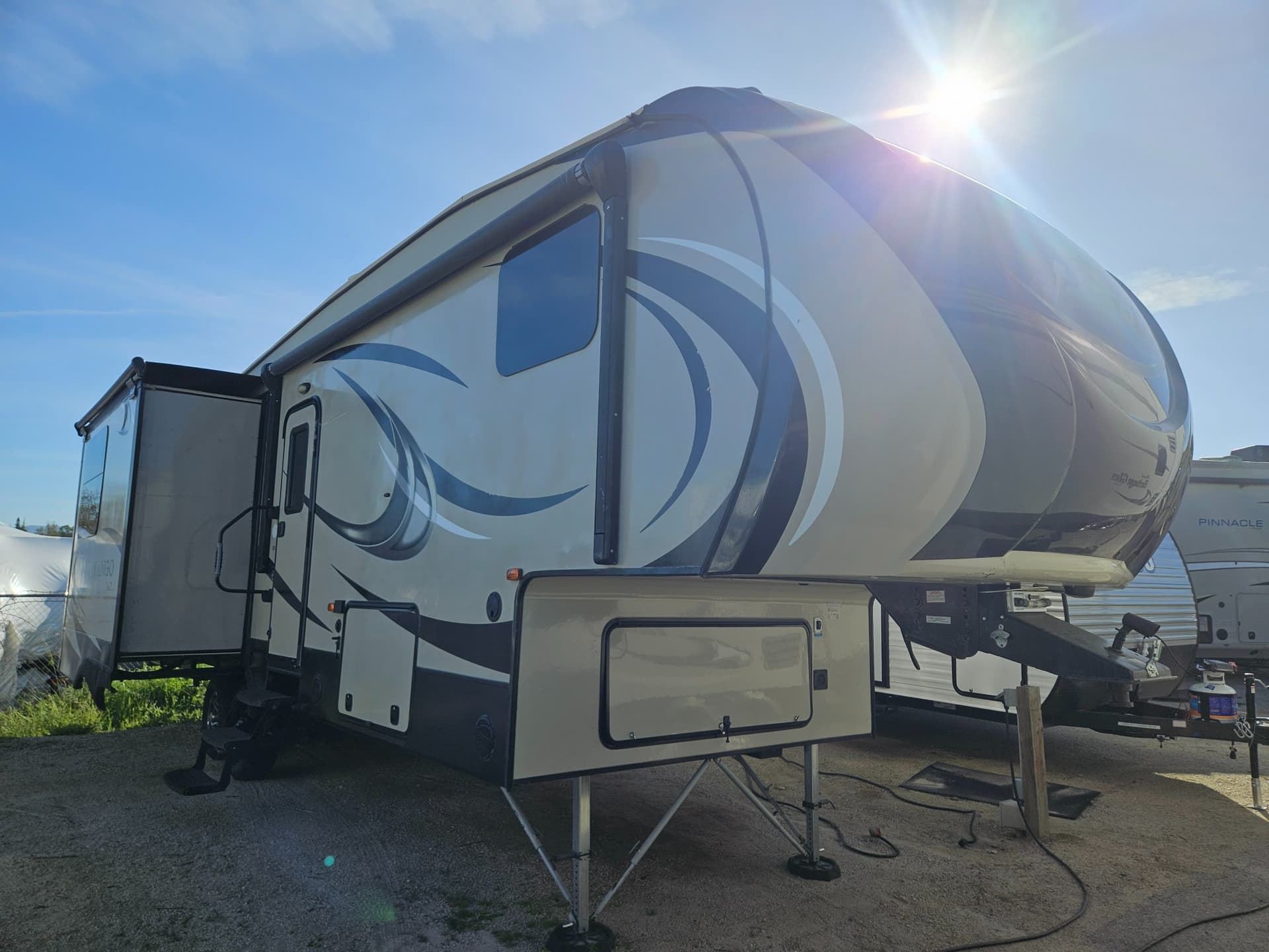 2015 K-Z KZ Durango D284RLT