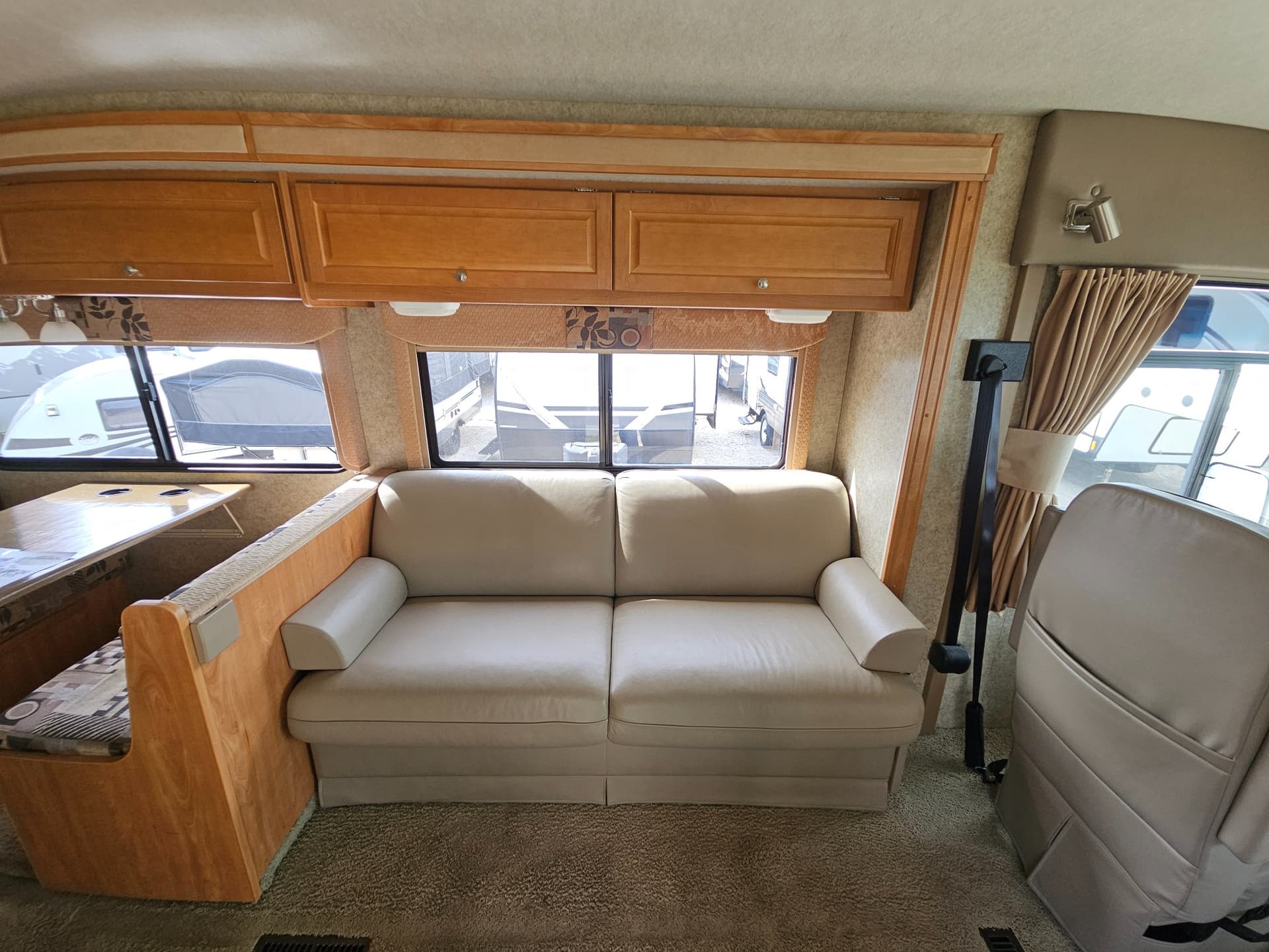 2009 Winnebago 2009 Winnebago Vista - thumbnail 7