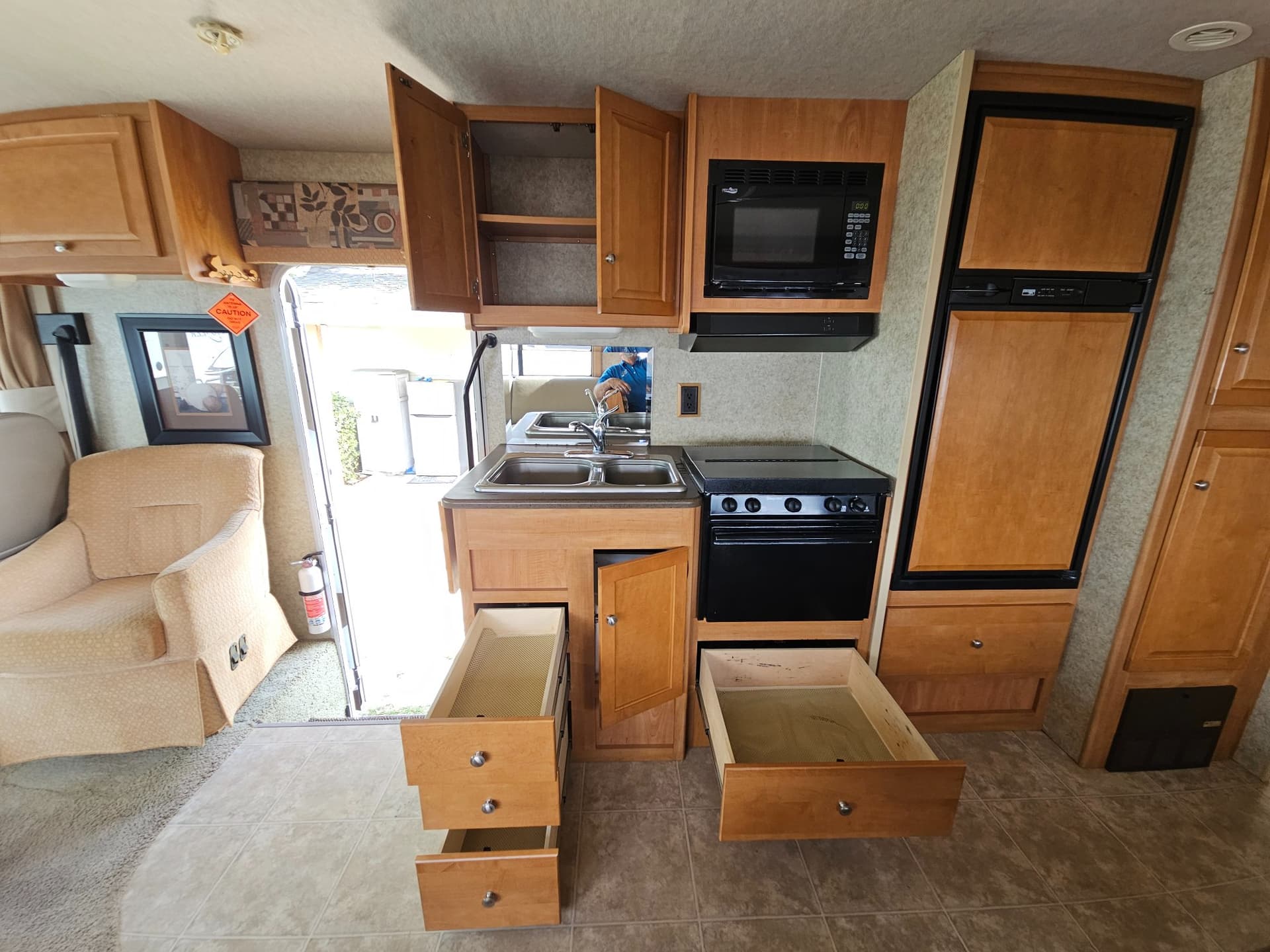 2009 Winnebago 2009 Winnebago Vista - thumbnail 15