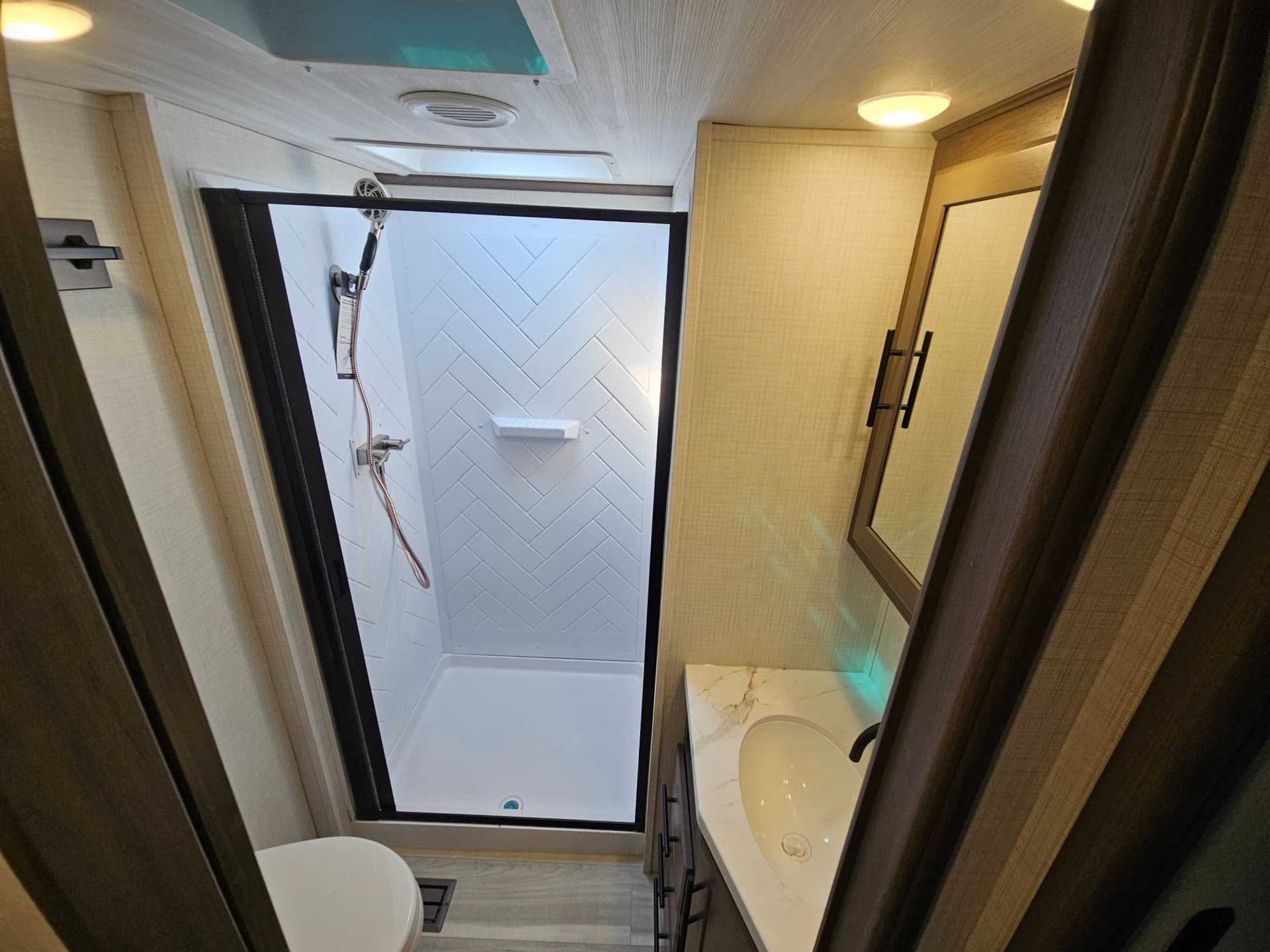 2026 Keystone RV 2026 Keystone RV Cougar Sport - thumbnail 28