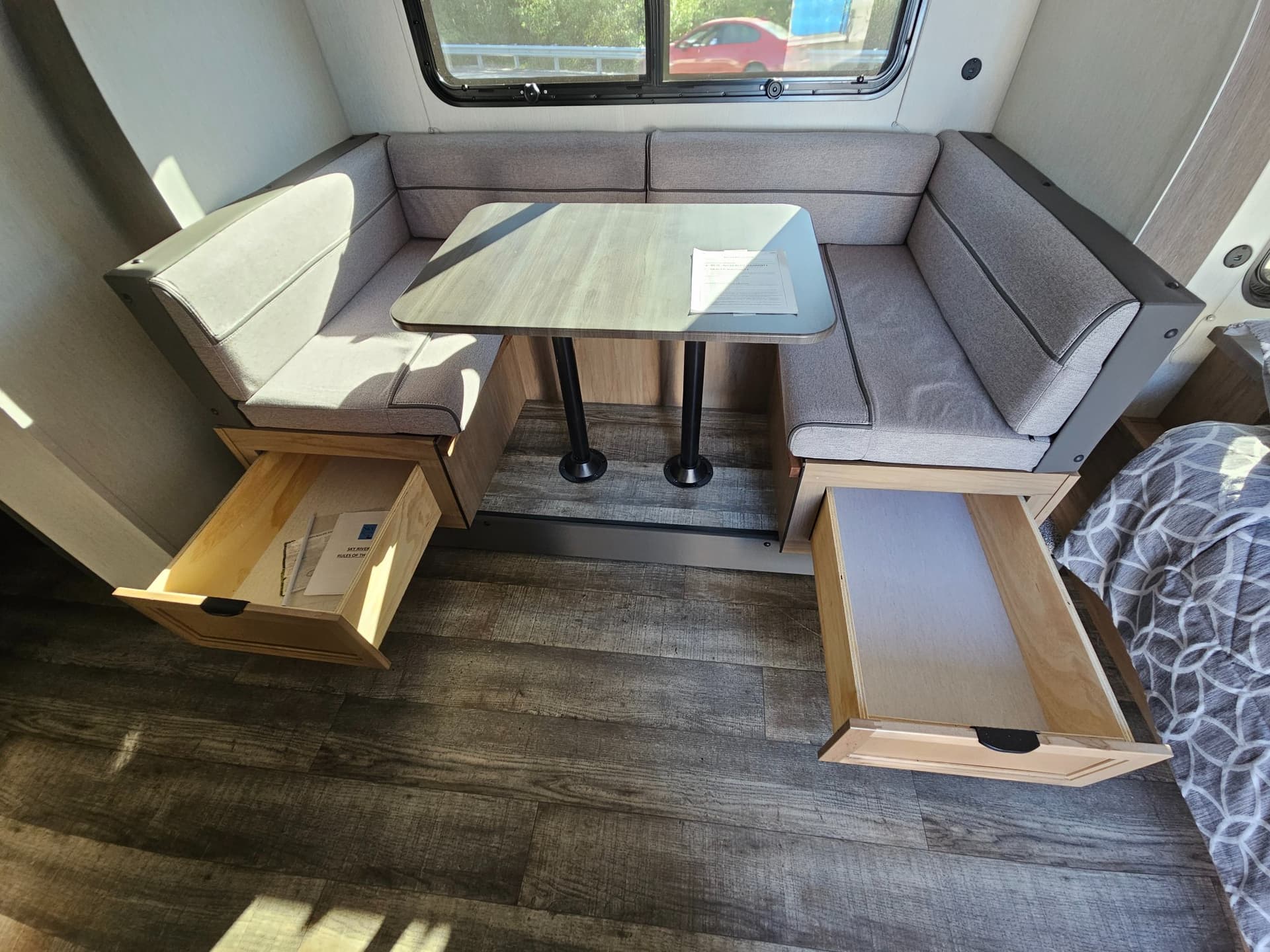 2024 Forest River RV 2024 Forest River RV Cherokee Wolf Pup Black Label - thumbnail 7