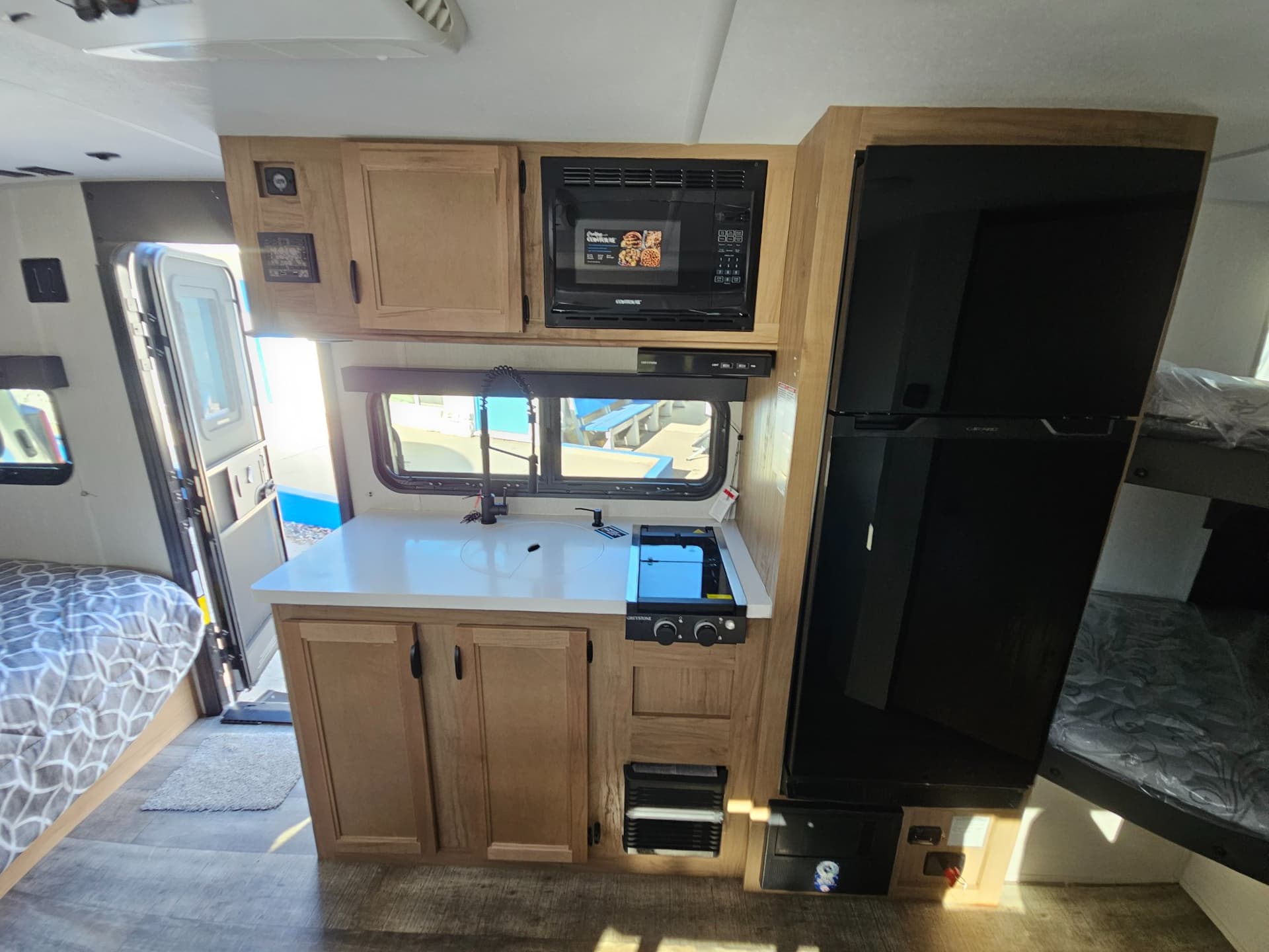 2024 Forest River RV 2024 Forest River RV Cherokee Wolf Pup Black Label - thumbnail 10