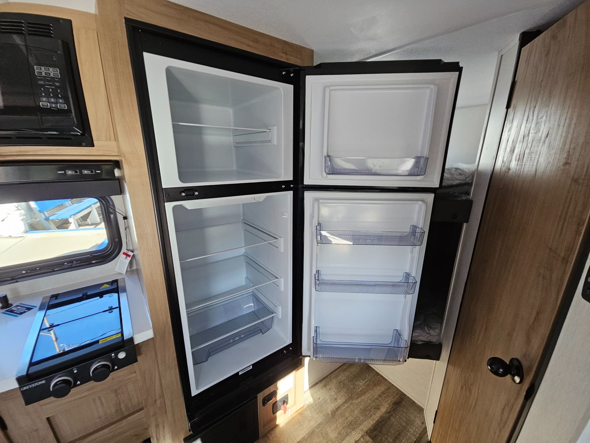 2024 Forest River RV 2024 Forest River RV Cherokee Wolf Pup Black Label - thumbnail 11