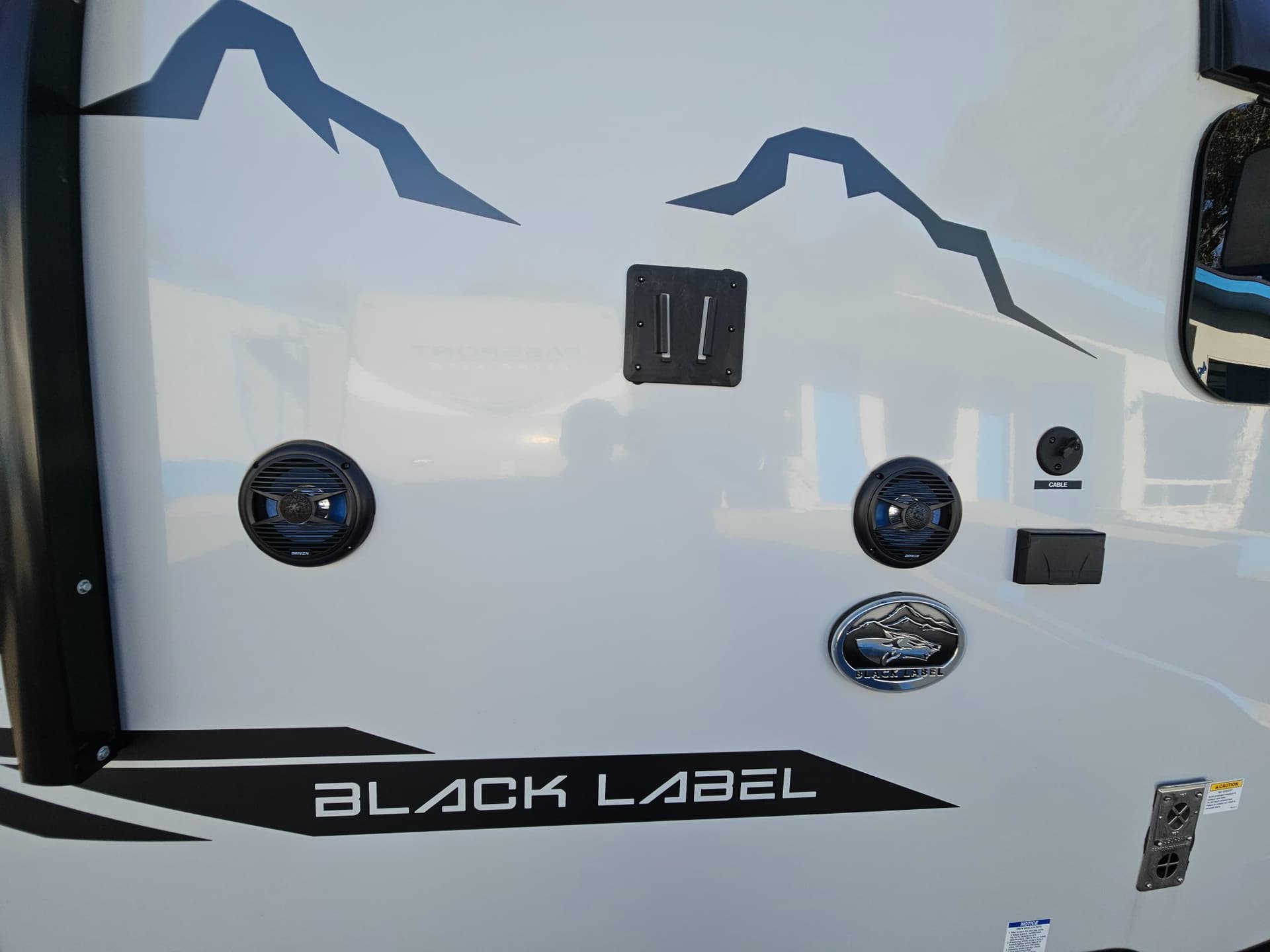 2024 Forest River RV 2024 Forest River RV Cherokee Wolf Pup Black Label - thumbnail 34