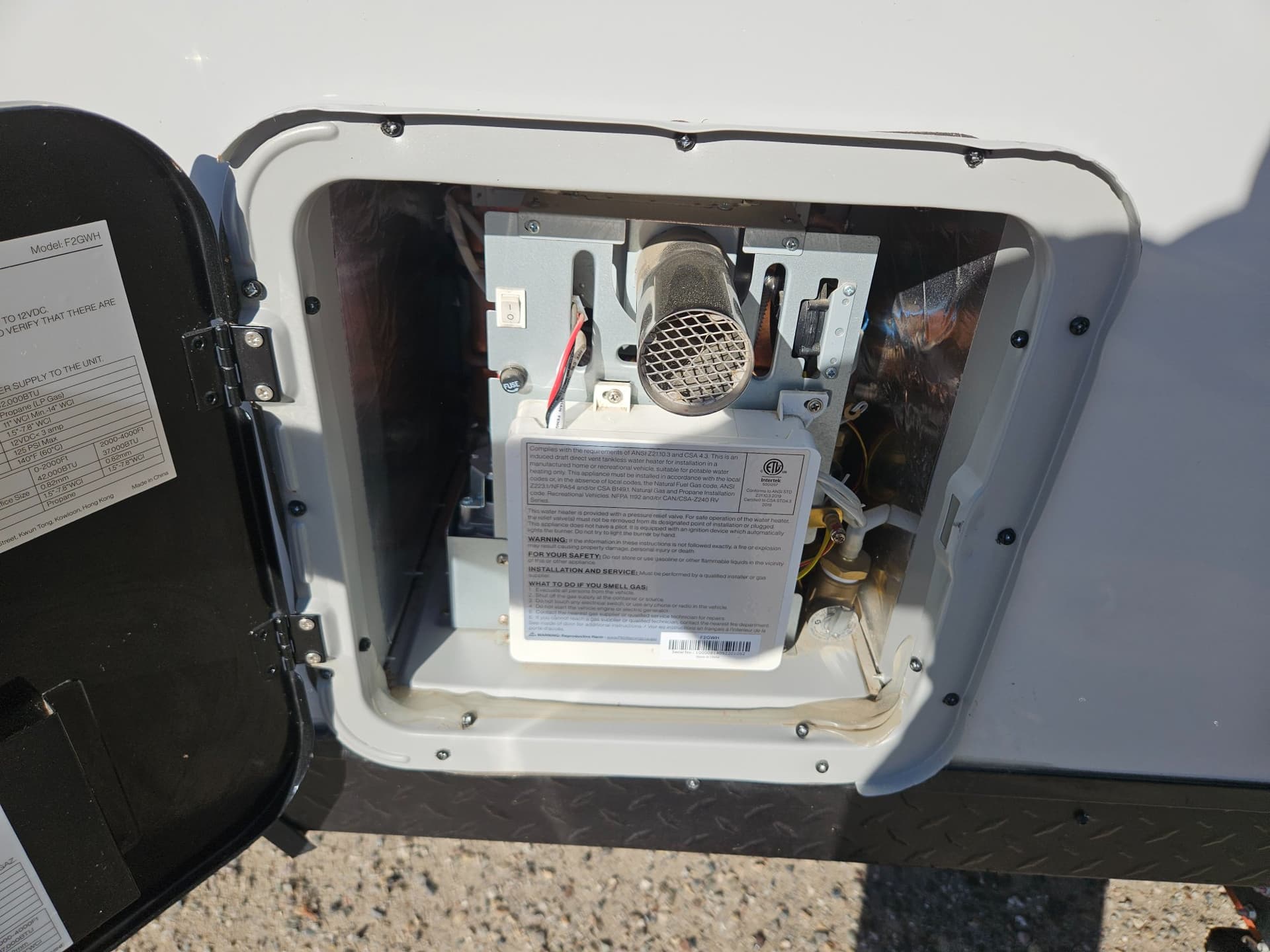 2024 Forest River RV 2024 Forest River RV Cherokee Wolf Pup Black Label - thumbnail 38