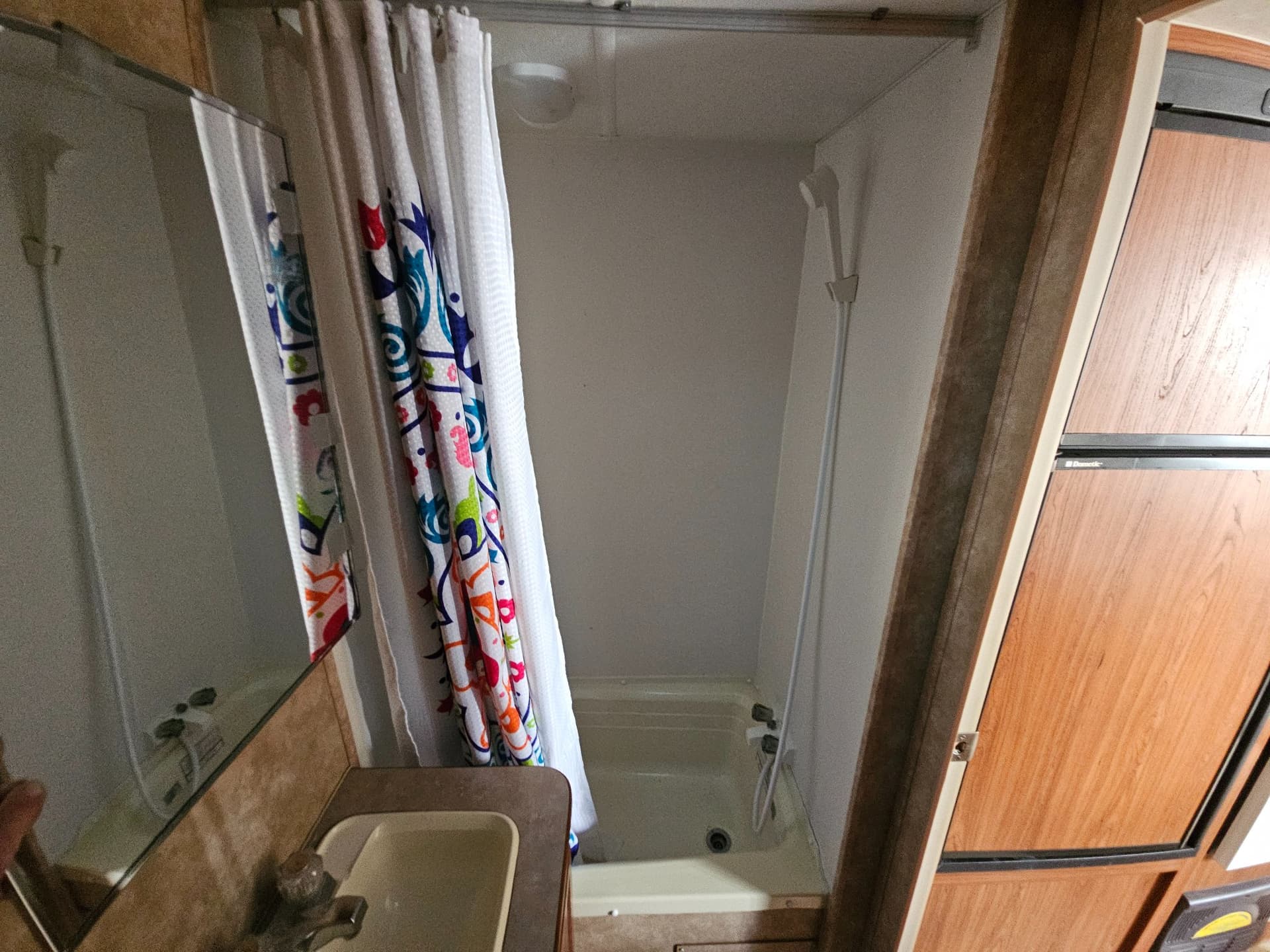 2005 Skyline  2005 Skyline  Weekender - thumbnail 10