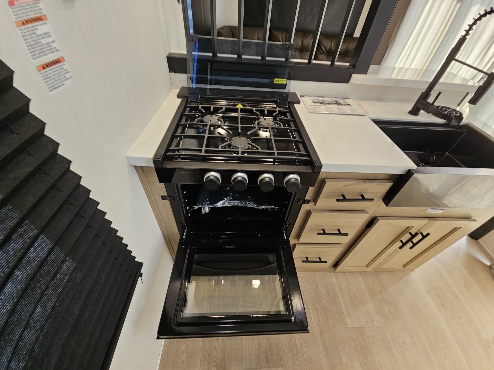 2026 Forest River RV 2026 Forest River RV Cherokee Timberwolf Black Label - thumbnail 12