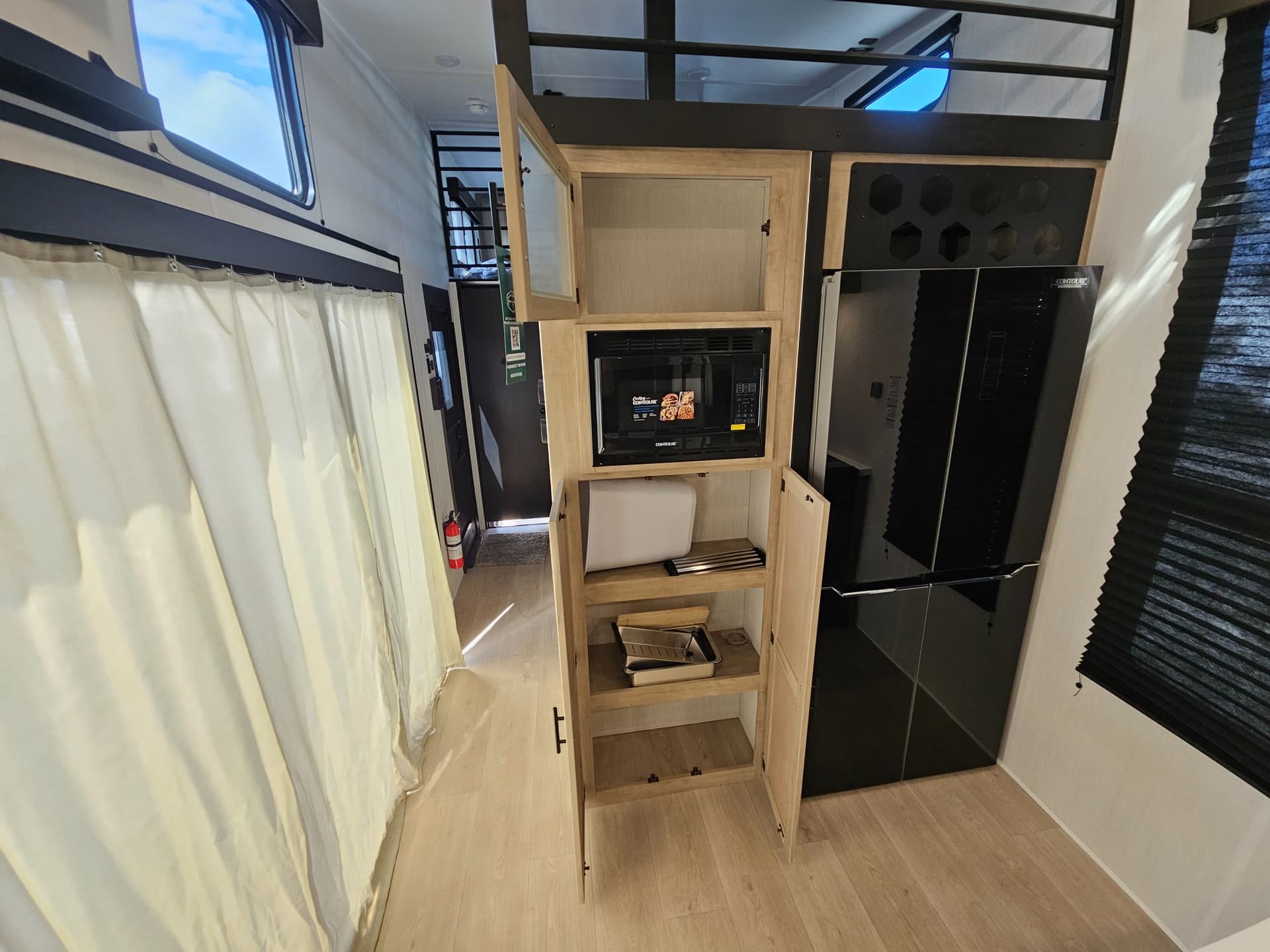 2026 Forest River RV 2026 Forest River RV Cherokee Timberwolf Black Label - thumbnail 18