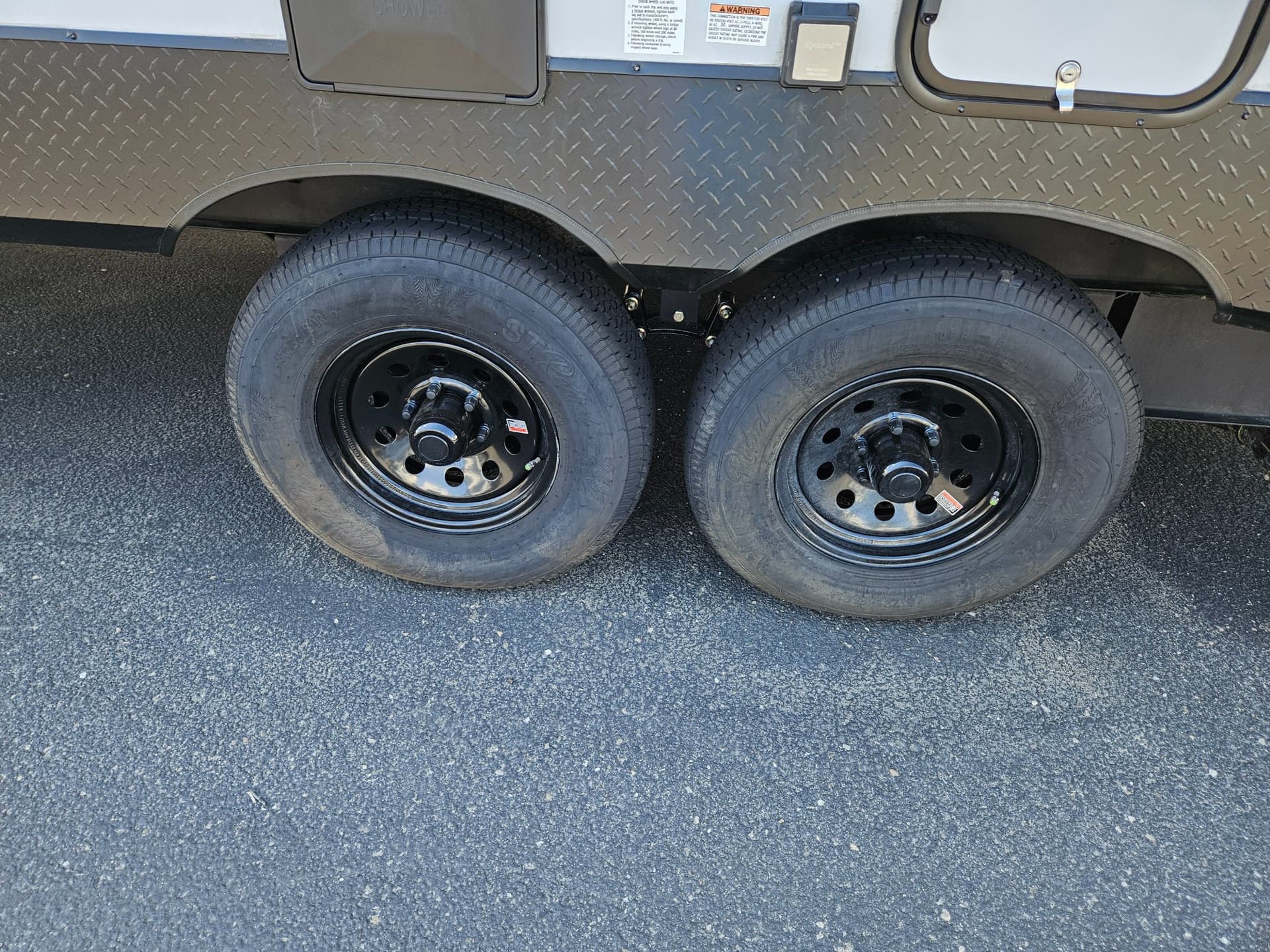 2026 Forest River RV 2026 Forest River RV Cherokee Timberwolf Black Label - thumbnail 41