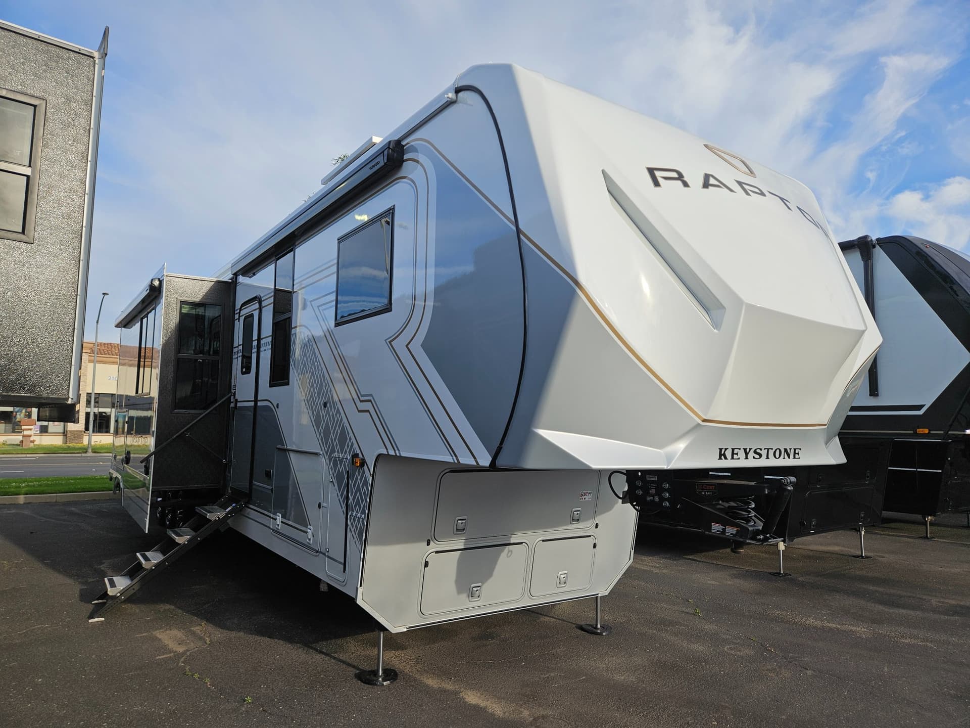 2026 Keystone RV 2026 Keystone RV Raptor - image 1