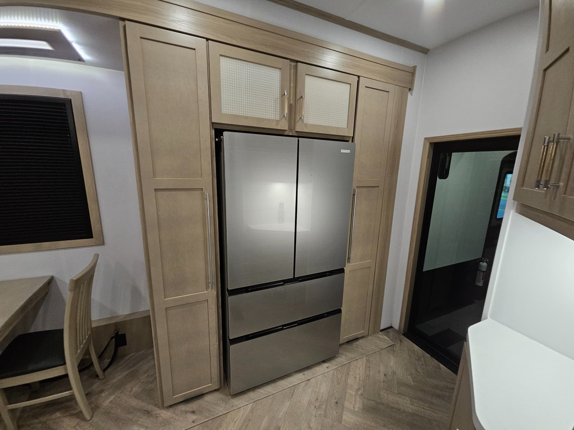 2026 Keystone RV 2026 Keystone RV Raptor - thumbnail 9