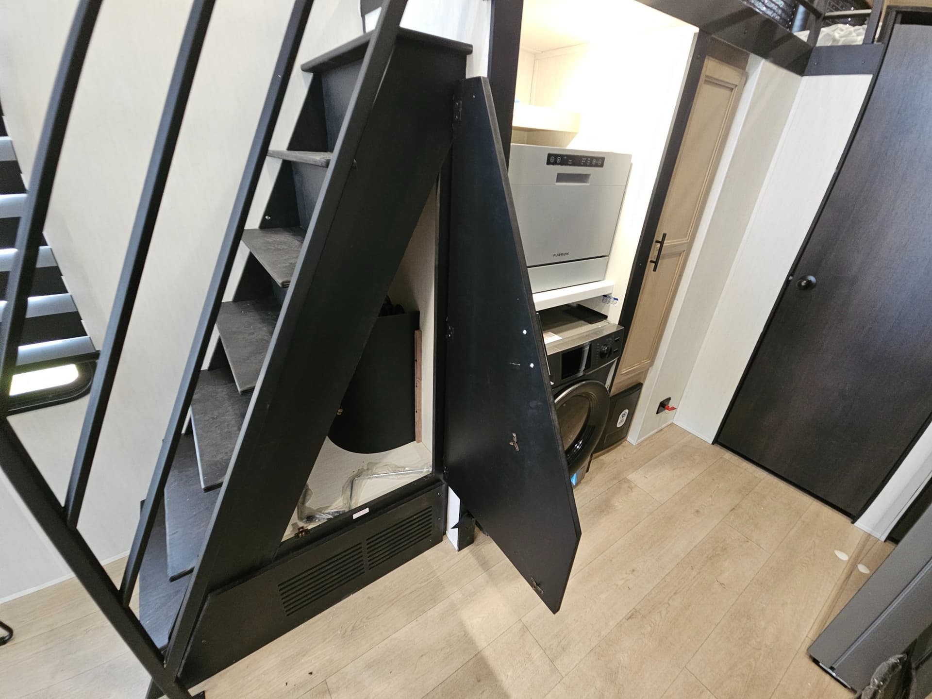 2026 Forest River RV 2026 Forest River RV Cherokee Timberwolf - thumbnail 16