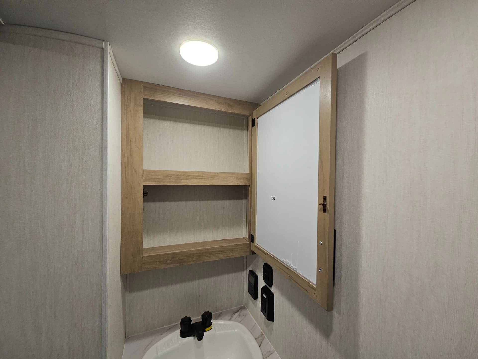 2026 Forest River RV 2026 Forest River RV Cherokee Timberwolf - thumbnail 27