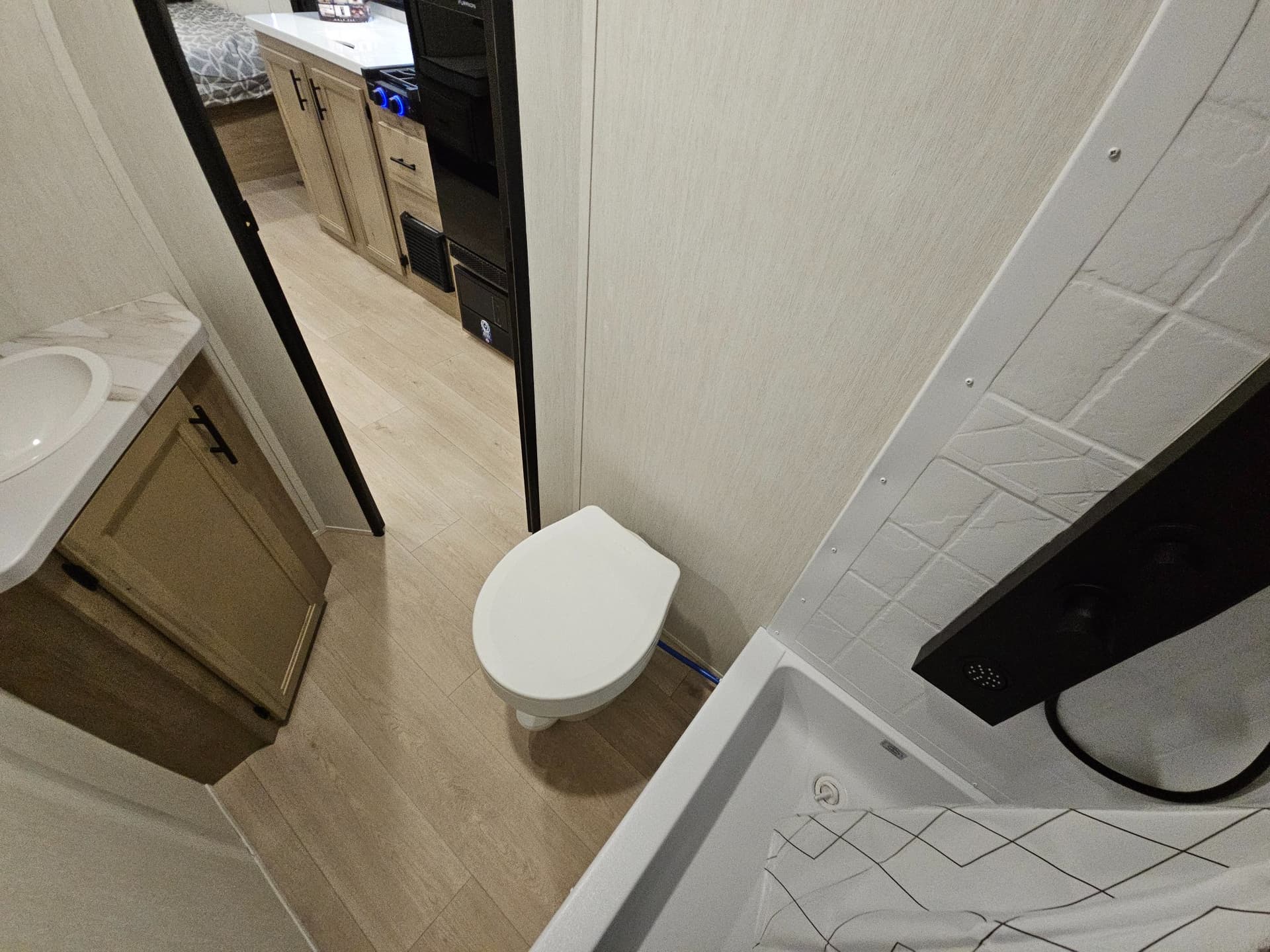 2026 Forest River RV 2026 Forest River RV Cherokee Wolf Pup Black Label - thumbnail 23