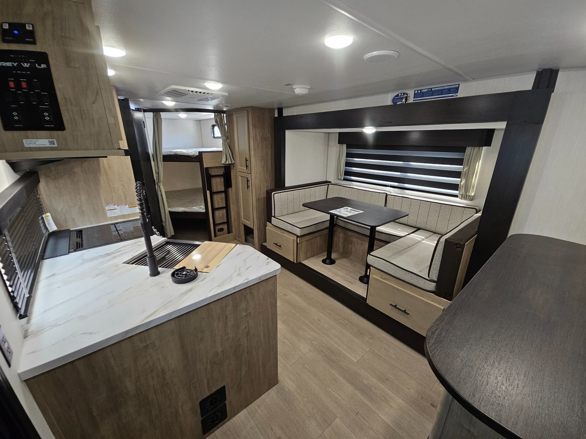 2026 Forest River RV 2026 Forest River RV Cherokee Grey Wolf - thumbnail 5