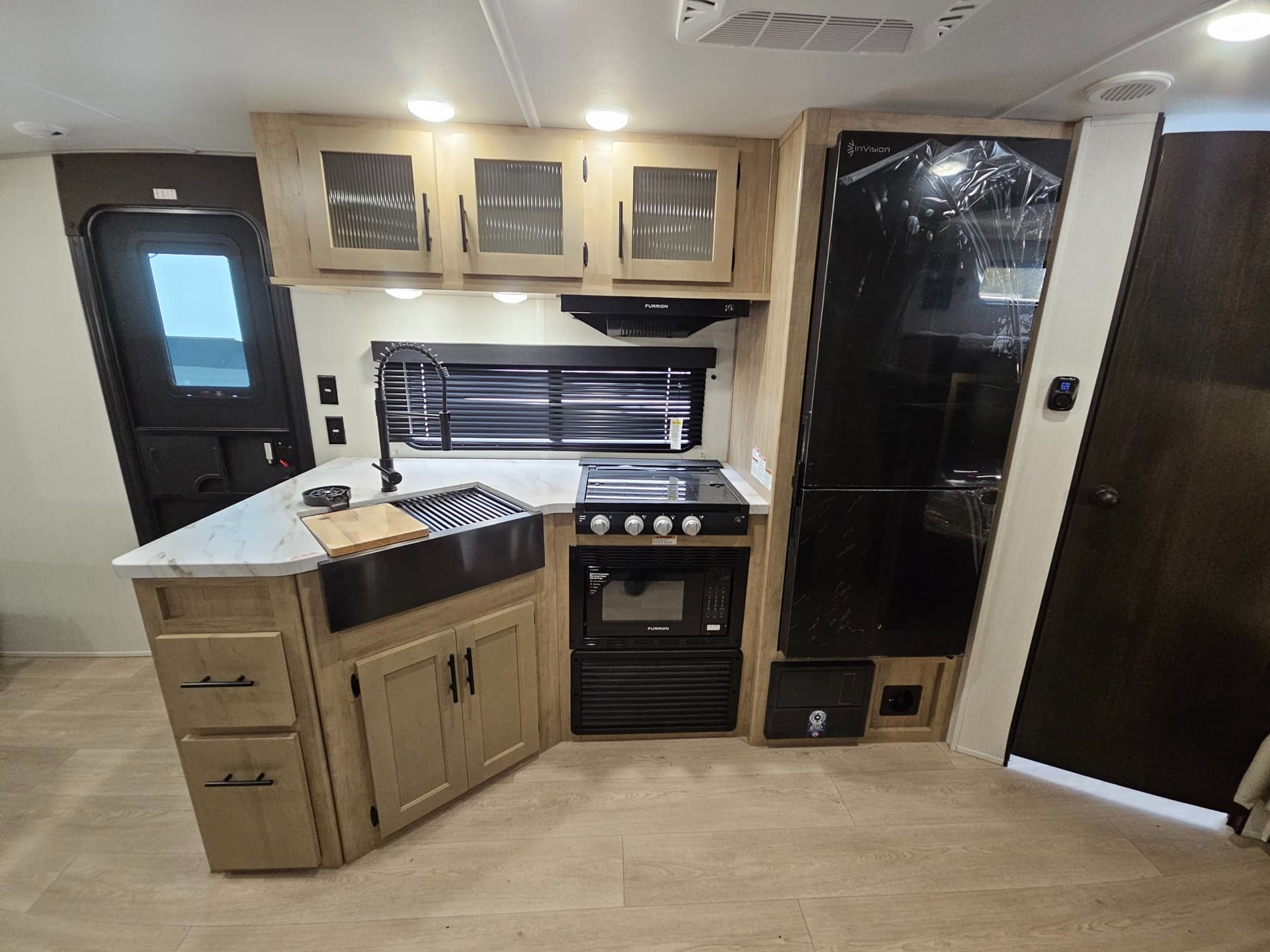 2026 Forest River RV 2026 Forest River RV Cherokee Grey Wolf - thumbnail 11