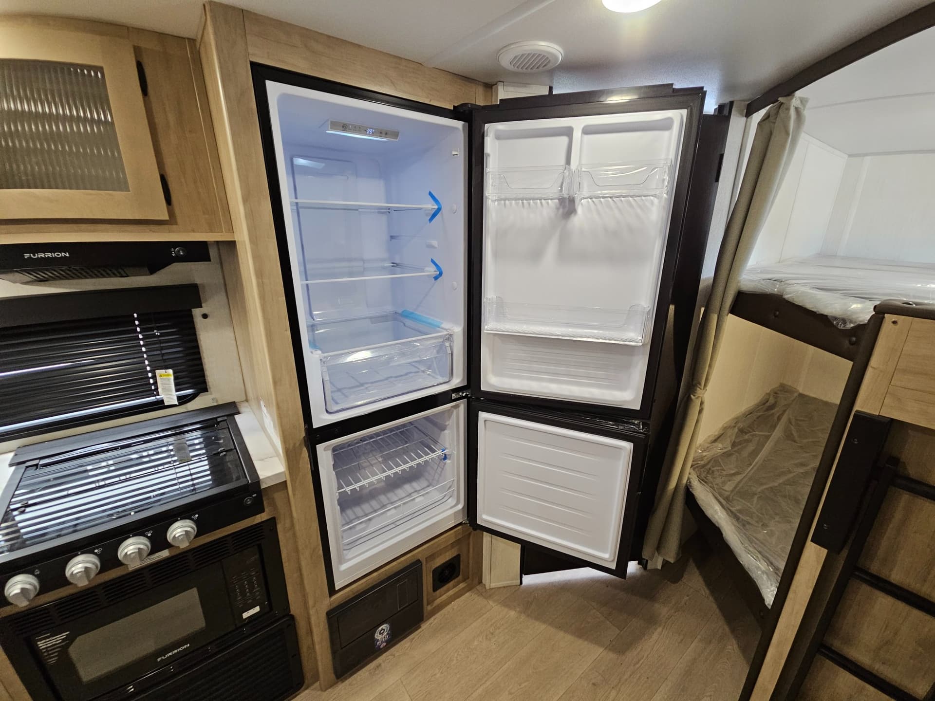 2026 Forest River RV 2026 Forest River RV Cherokee Grey Wolf - thumbnail 12