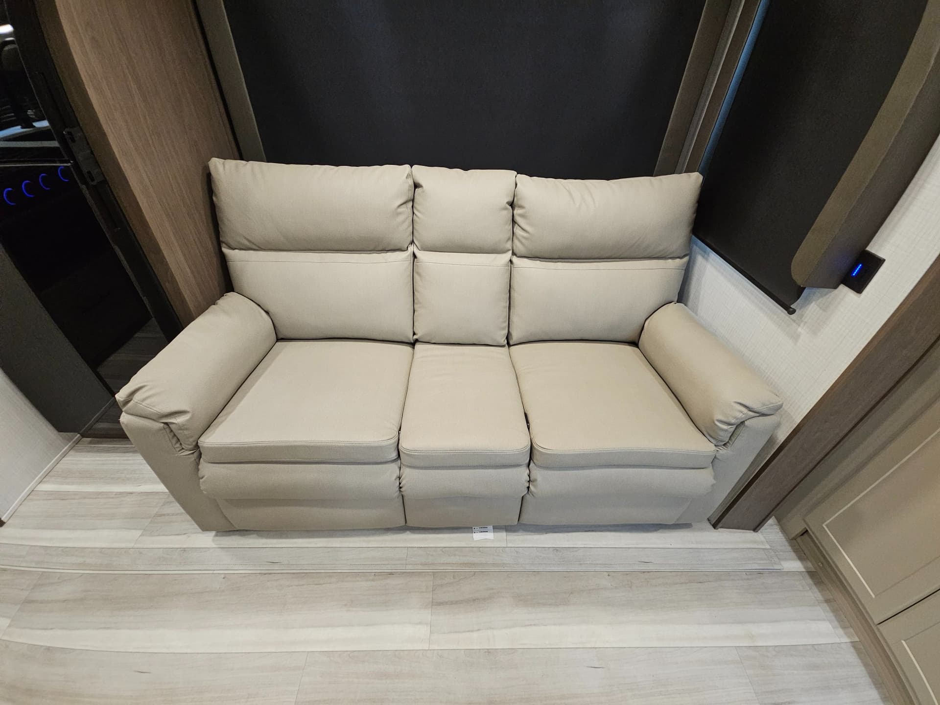 2026 Keystone RV 2026 Keystone RV Cougar Half-Ton - thumbnail 19