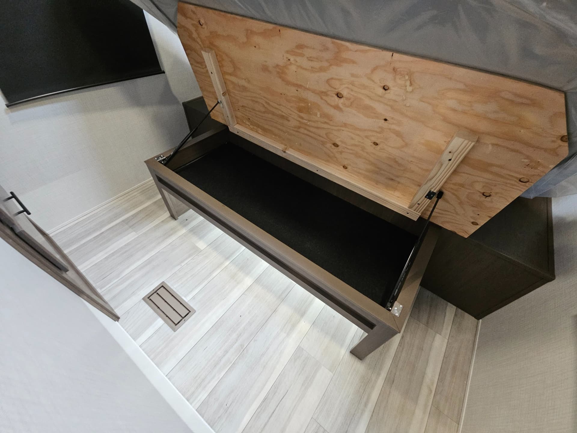 2026 Keystone RV 2026 Keystone RV Cougar Half-Ton - thumbnail 31