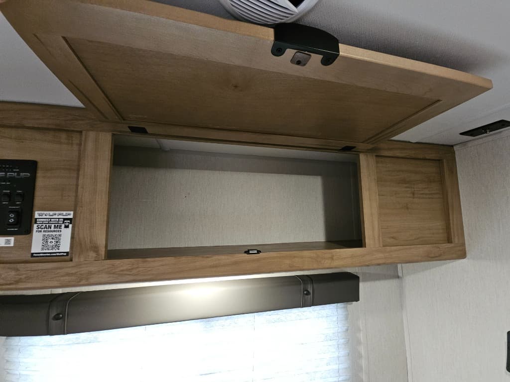 2024 Forest River 2024 Forest River Cherokee Wolf Pup - thumbnail 12