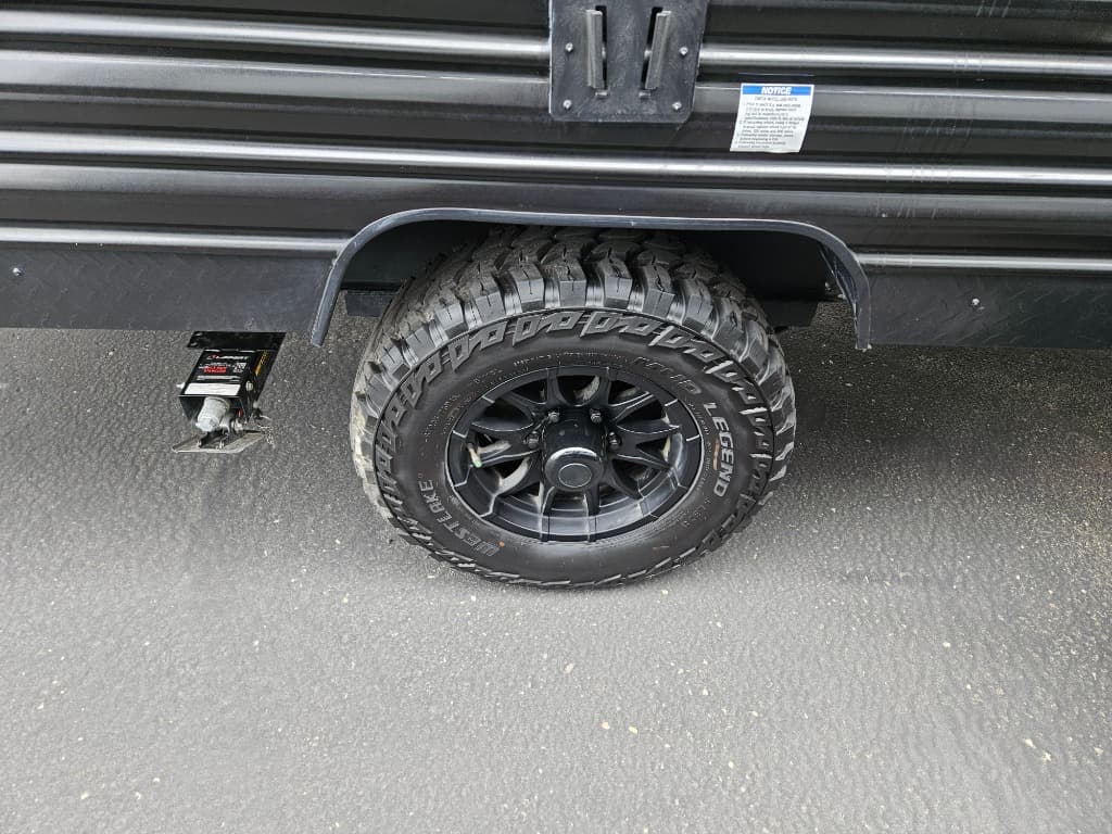 2024 Forest River 2024 Forest River Cherokee Wolf Pup - thumbnail 36