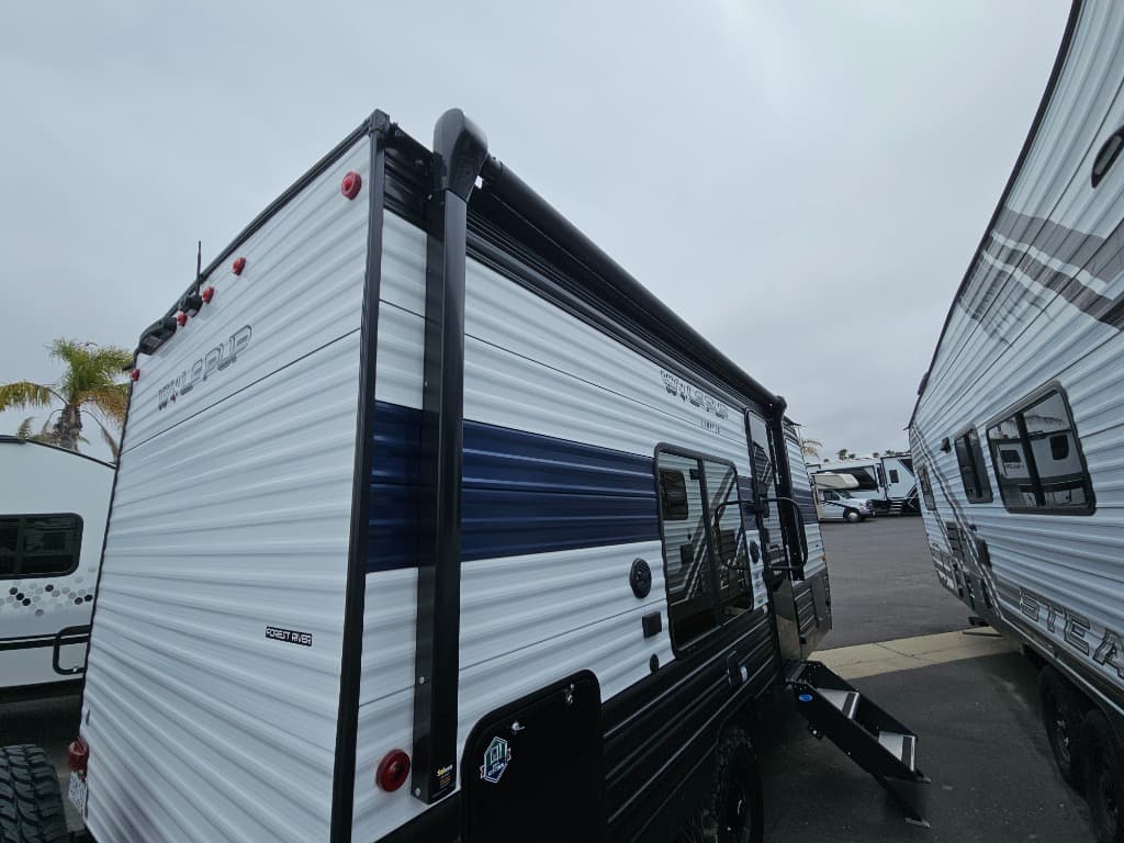 2024 Forest River 2024 Forest River Cherokee Wolf Pup - thumbnail 40