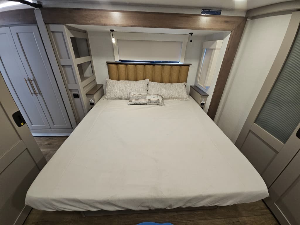 2025 Alliance RV 2025 Alliance RV Paradigm - thumbnail 45