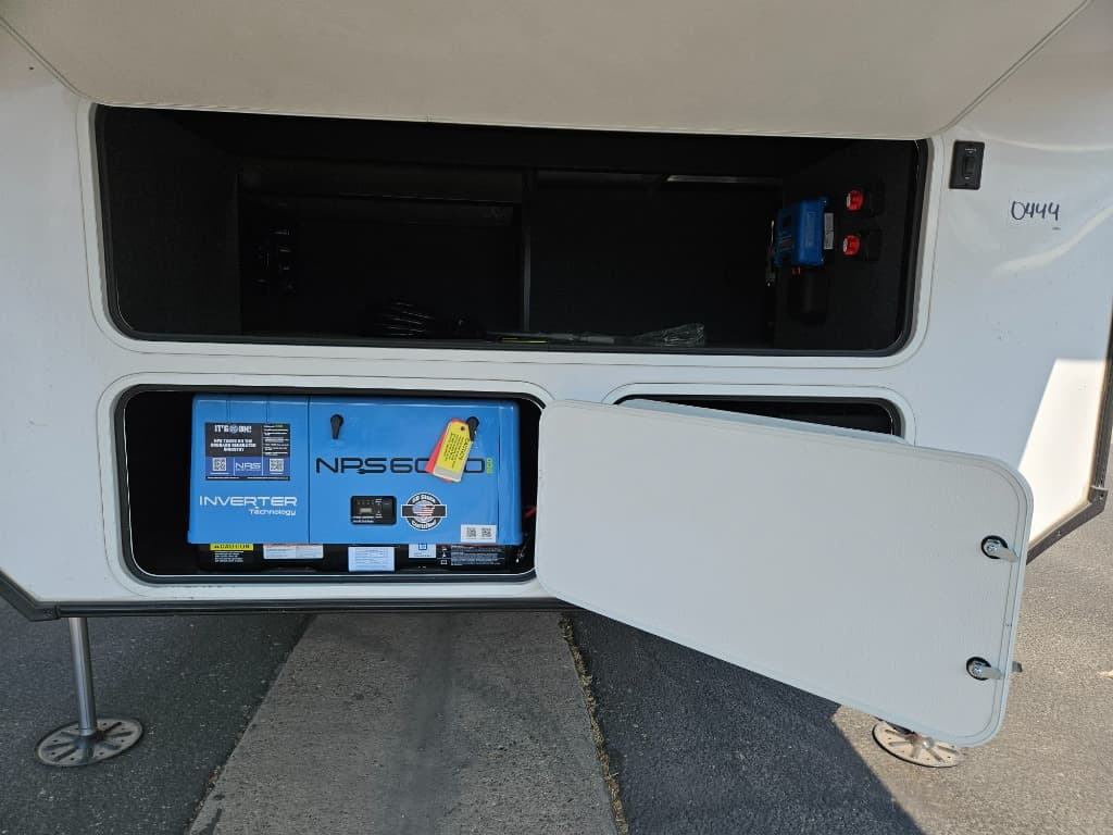 2026 Alliance RV 2026 Alliance RV Valor - thumbnail 9