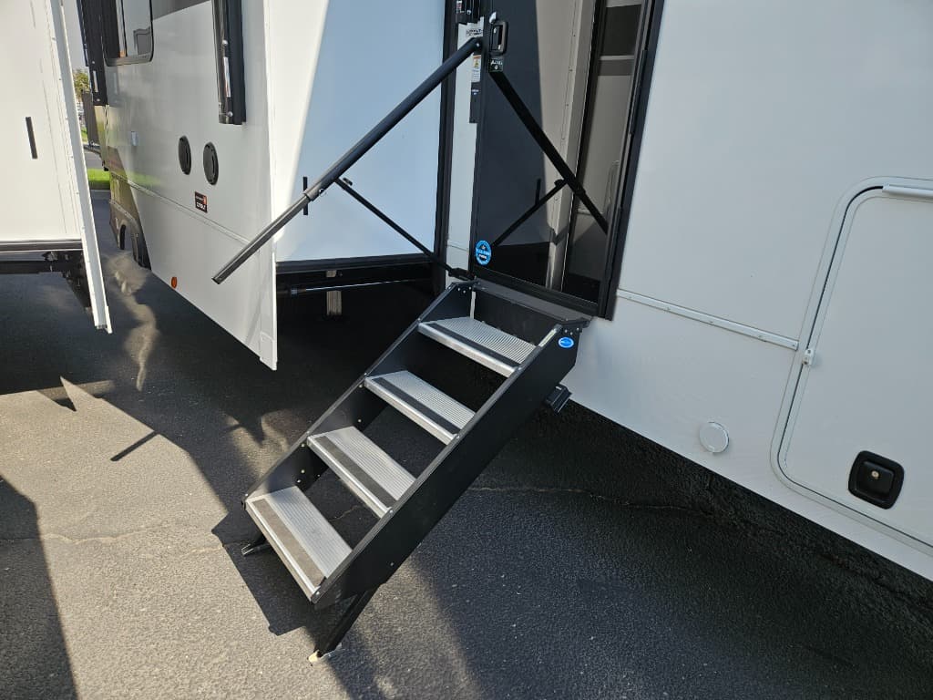 2026 Alliance RV 2026 Alliance RV Valor - thumbnail 15