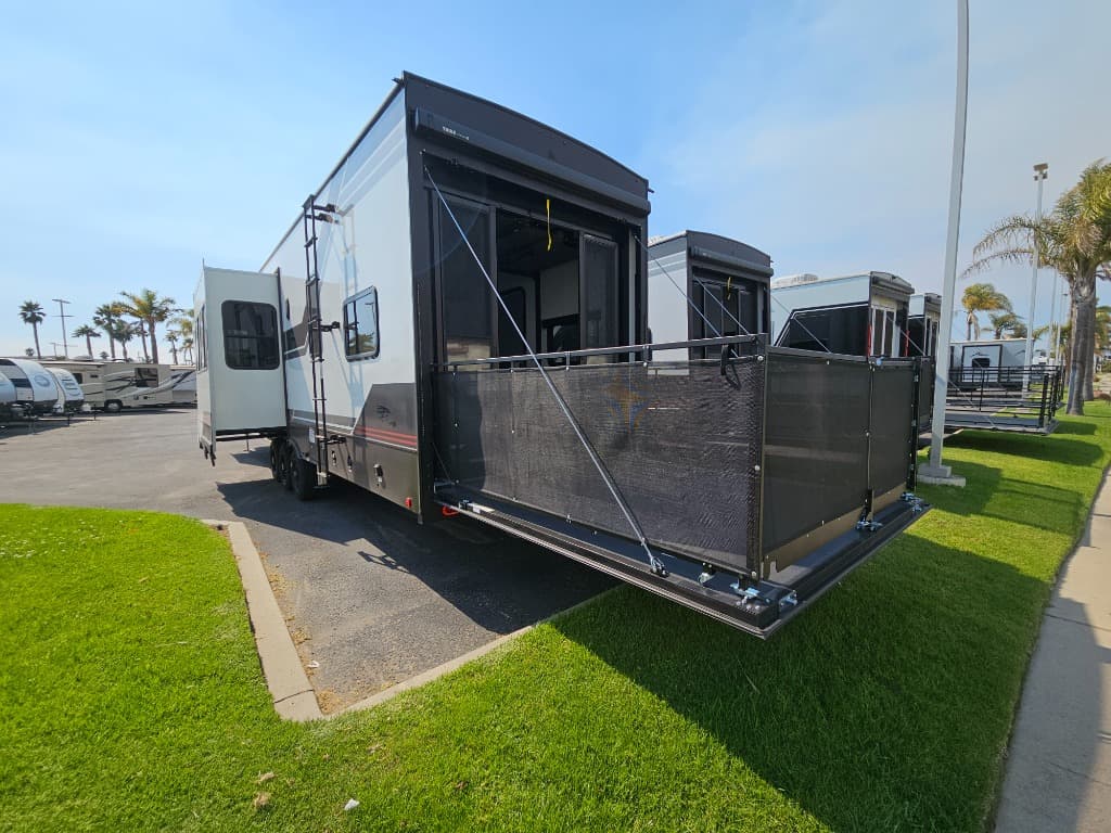 2026 Alliance RV 2026 Alliance RV Valor - thumbnail 26