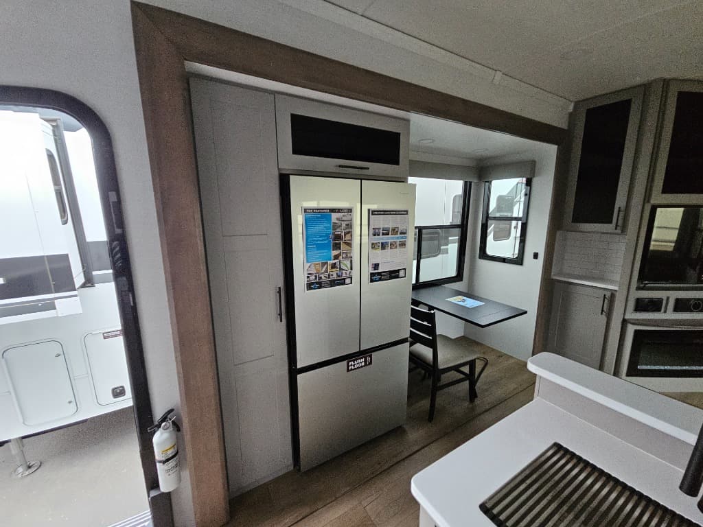 2026 Alliance RV 2026 Alliance RV Valor - thumbnail 37