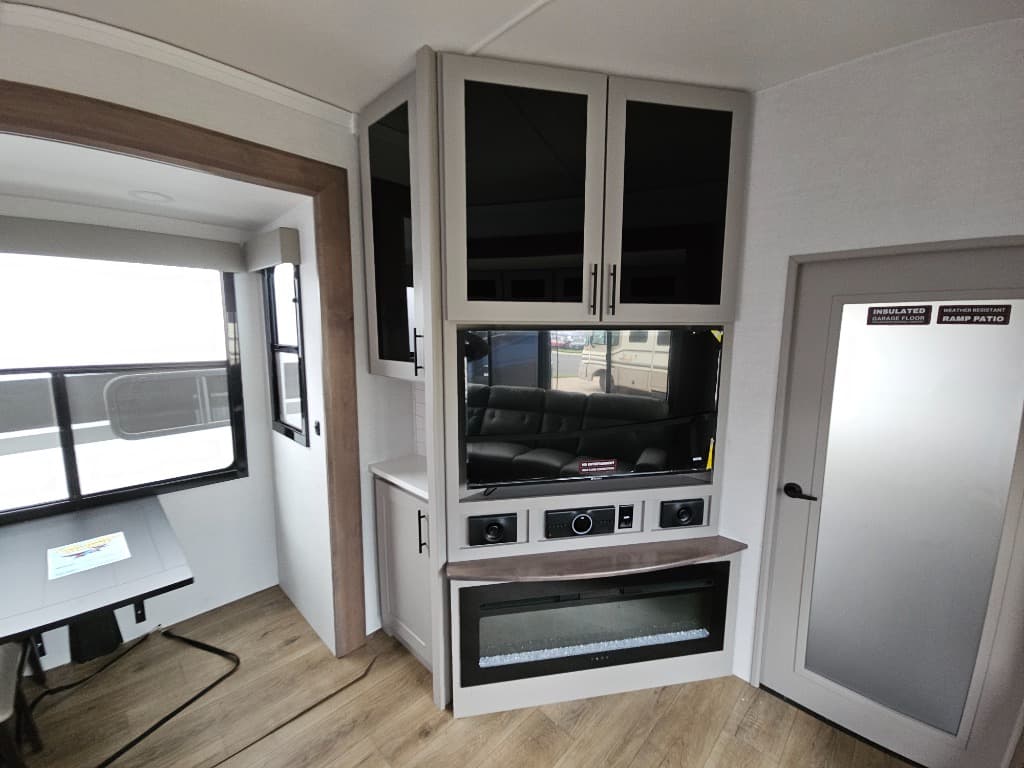 2026 Alliance RV 2026 Alliance RV Valor - thumbnail 40