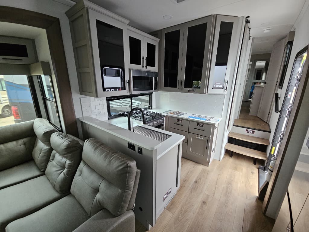 2026 Alliance RV 2026 Alliance RV Valor - thumbnail 42