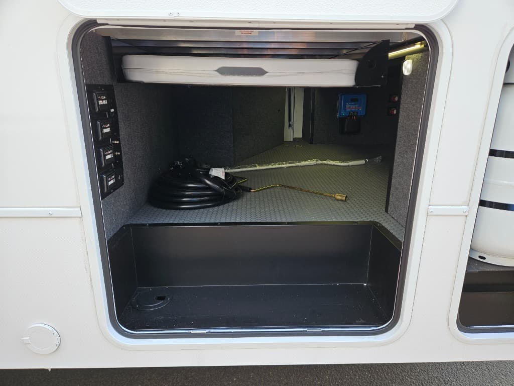 2026 Alliance RV 2026 Alliance RV Valor - thumbnail 15