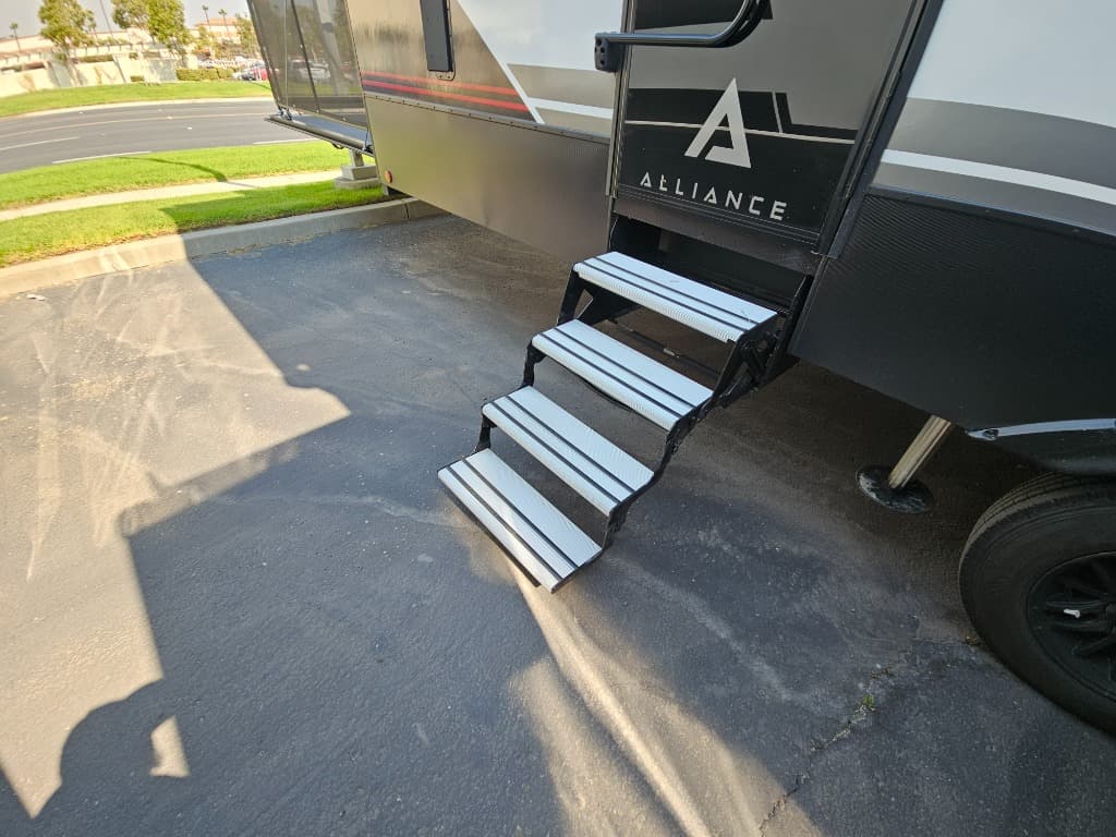 2026 Alliance RV 2026 Alliance RV Valor - thumbnail 22