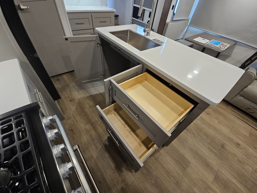 2026 Alliance RV 2026 Alliance RV Avenue - thumbnail 33