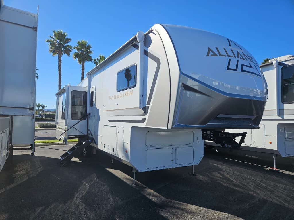 2026 Alliance RV Paradigm 312RK