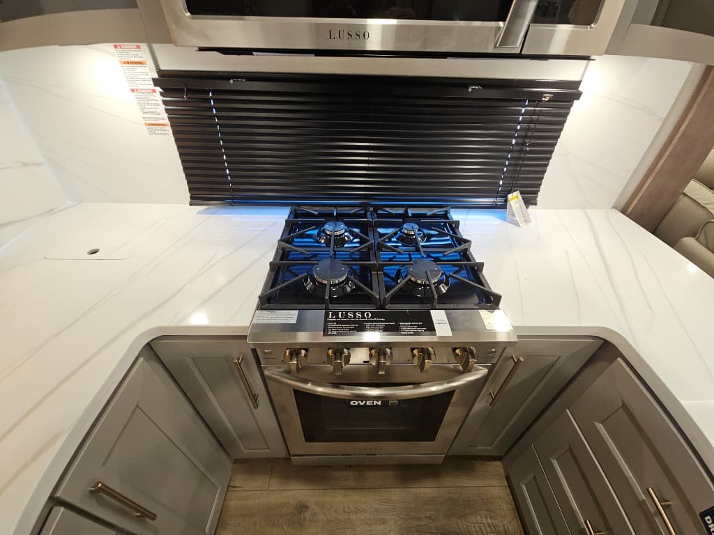 2026 Alliance RV 2026 Alliance RV Paradigm - thumbnail 21