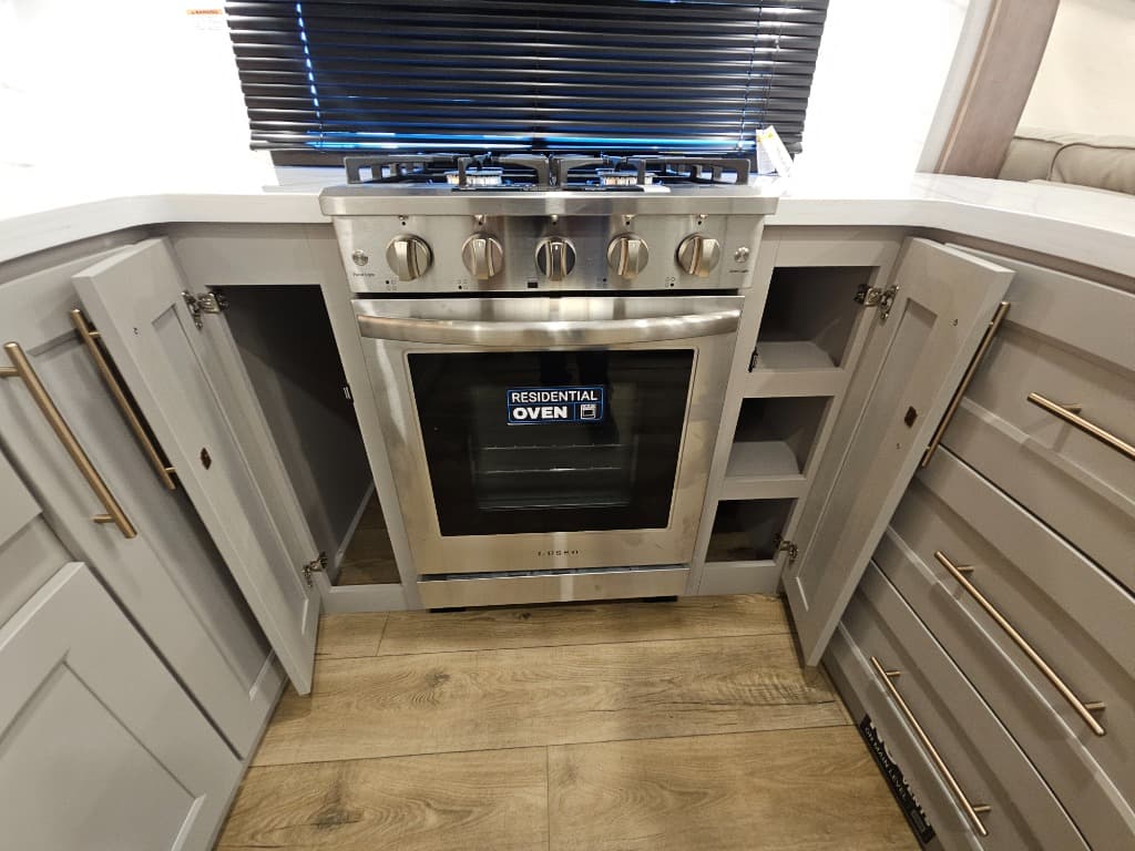 2026 Alliance RV 2026 Alliance RV Paradigm - thumbnail 23